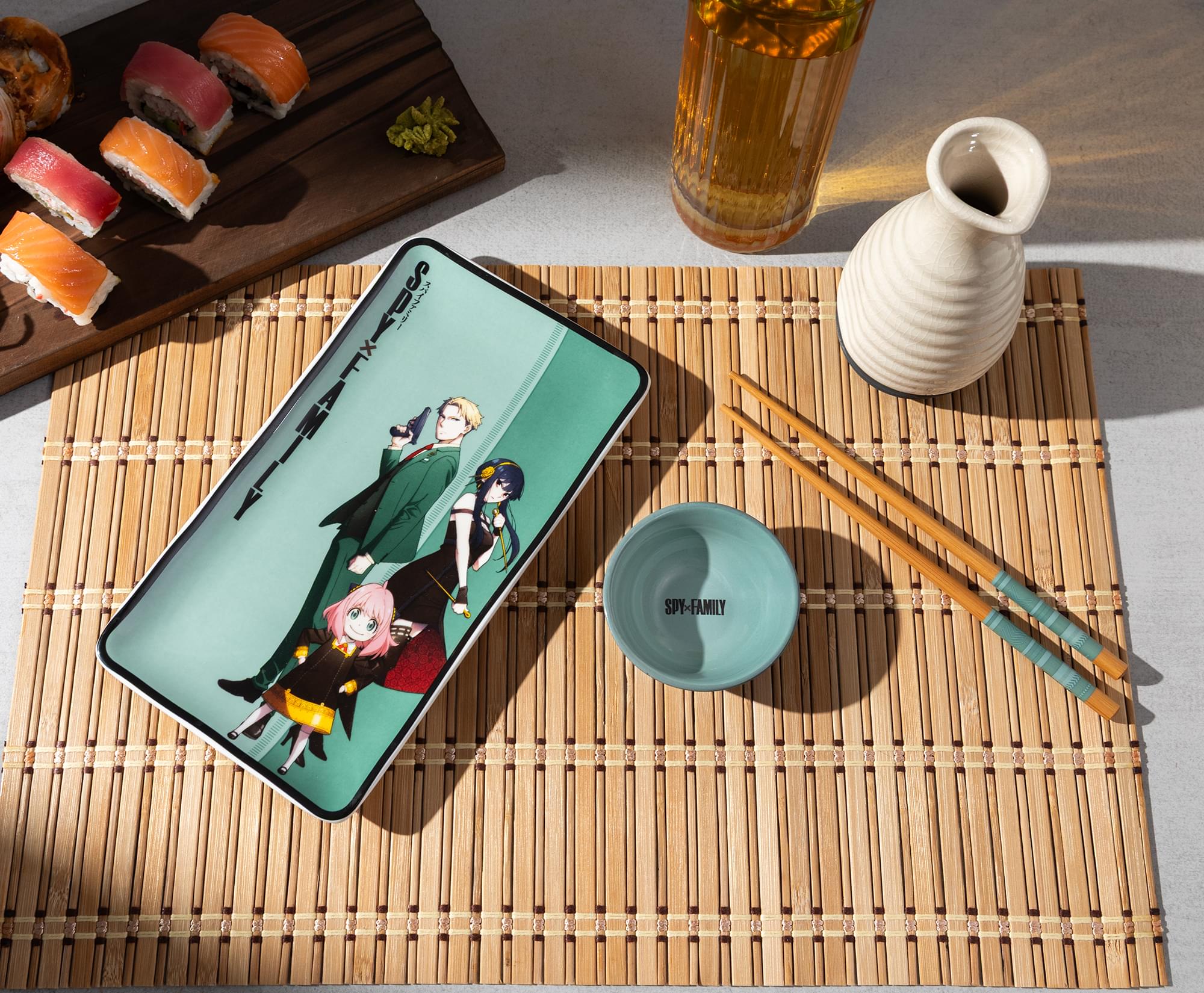 Spy x Family Trio 3-Piece Ceramic Sushi Set With Sauce Bowl and Chopsticks