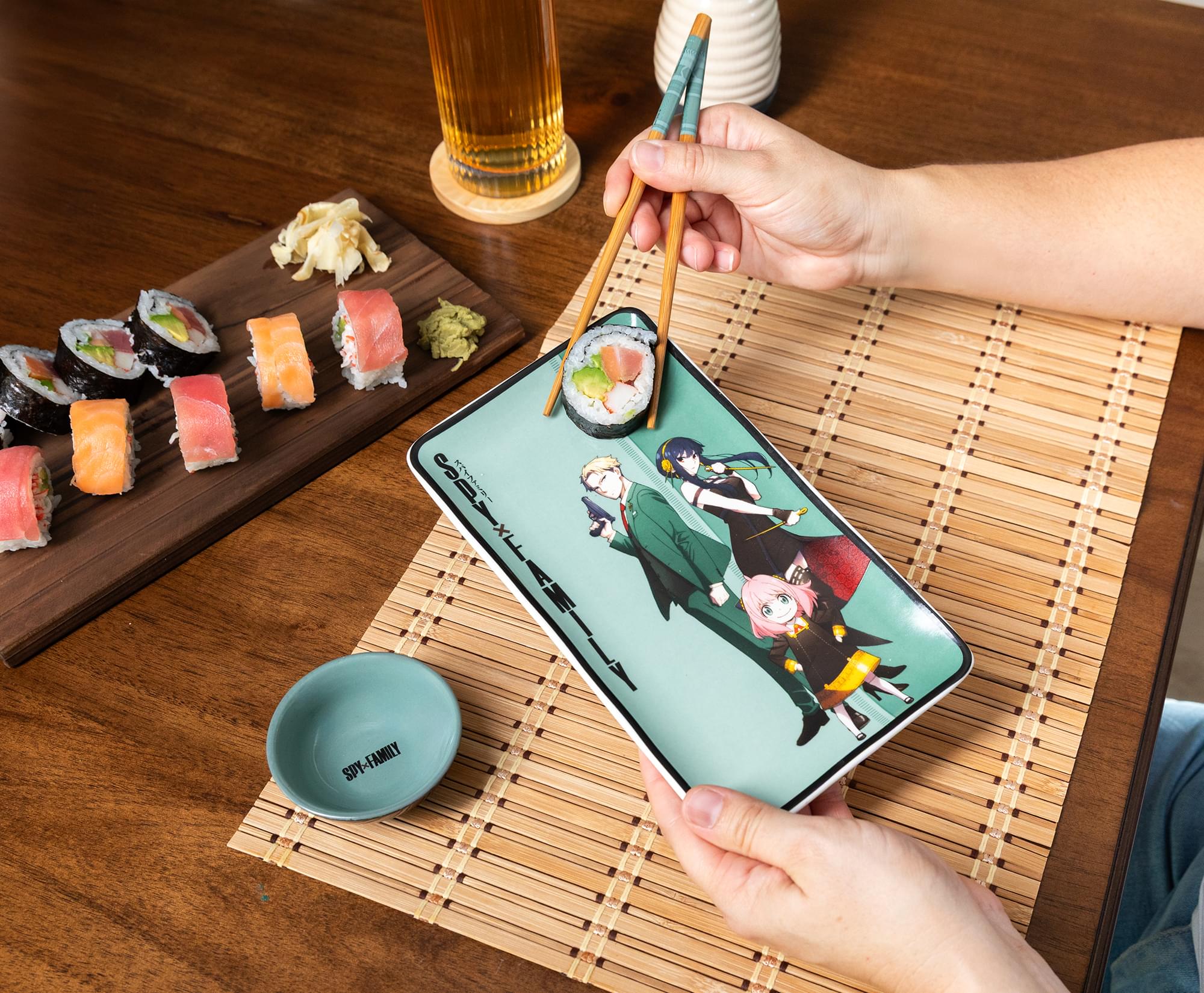 Spy x Family Trio 3-Piece Ceramic Sushi Set With Sauce Bowl and Chopsticks