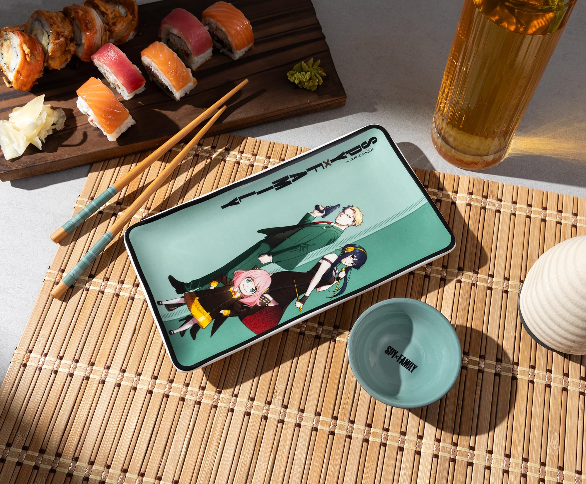 Spy x Family Trio 3-Piece Ceramic Sushi Set With Sauce Bowl and Chopsticks