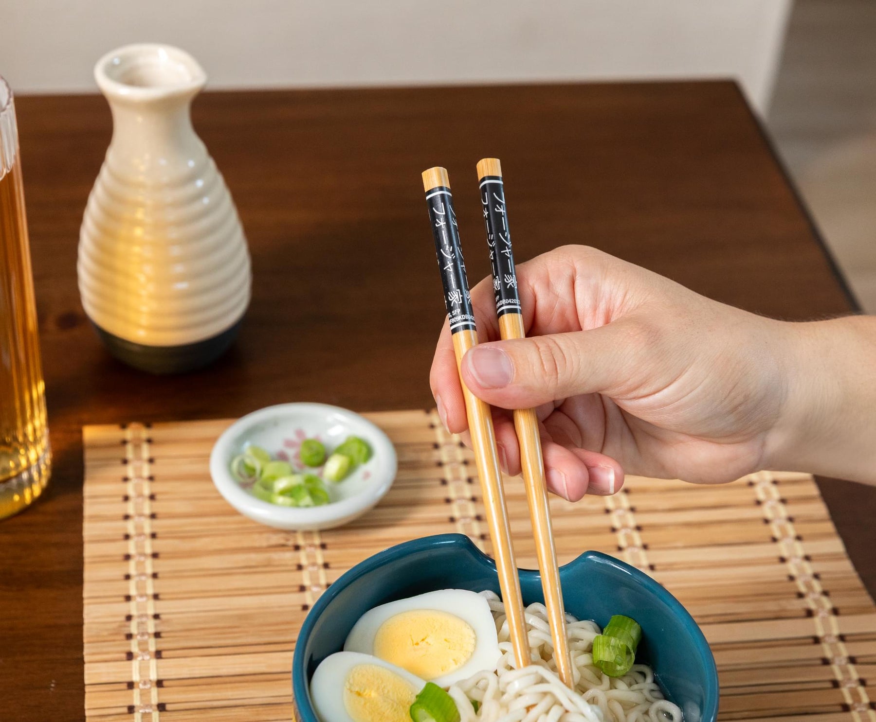 Spy x Family Character Grid 20-Ounce Ceramic Ramen Bowl and Chopstick Set