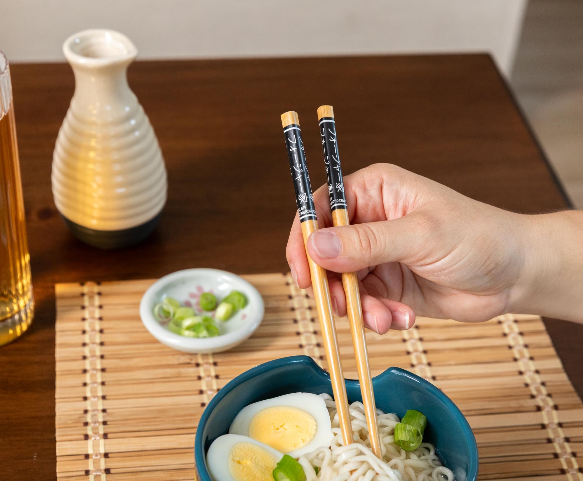 Spy x Family Character Grid 20-Ounce Ceramic Ramen Bowl and Chopstick Set