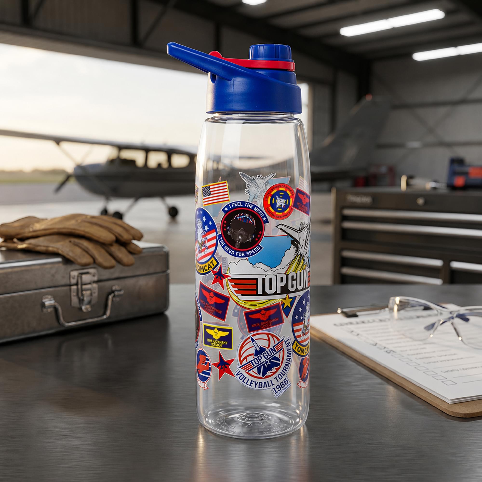 Top Gun Badges 28-Ounce Plastic Water Bottle With Lid