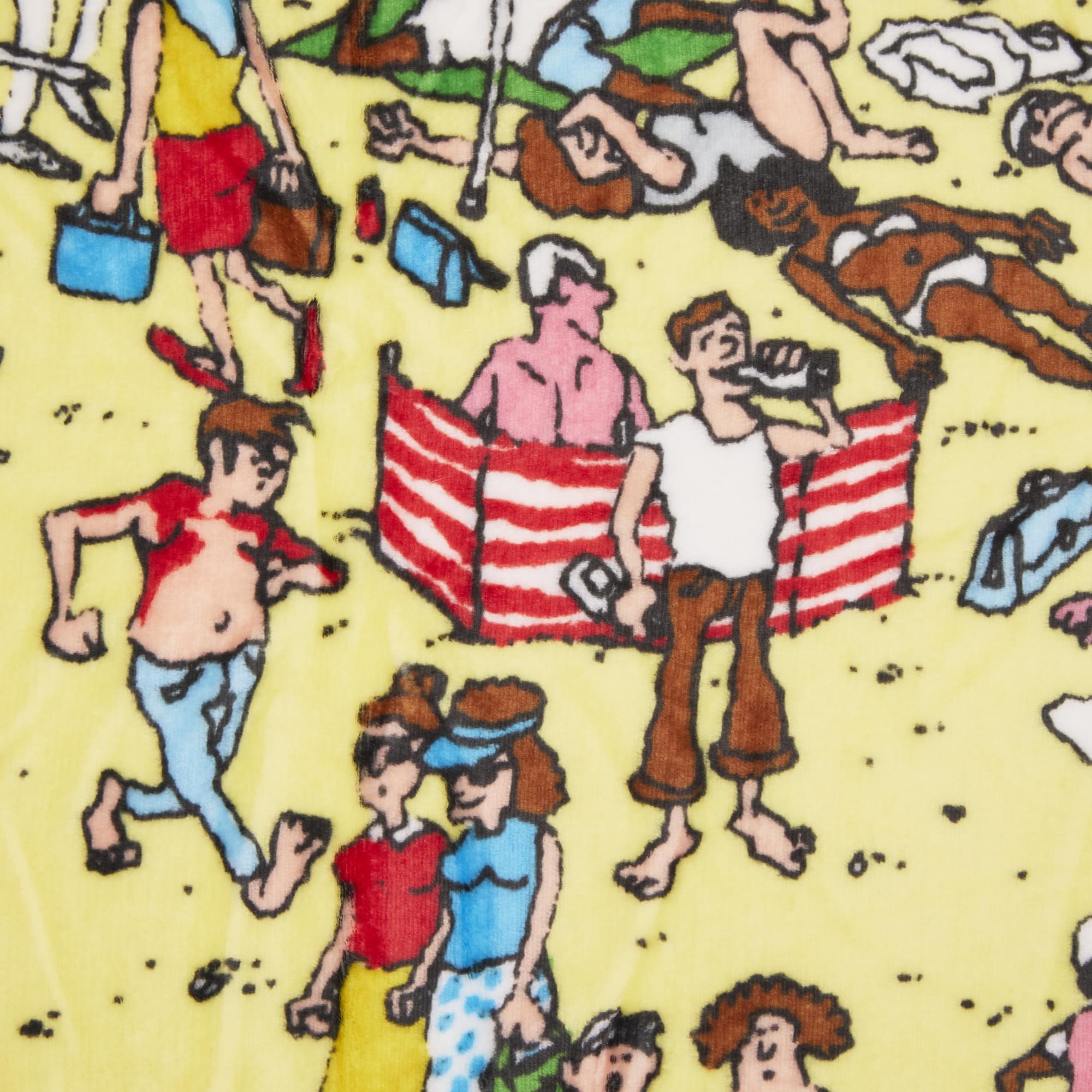 Where's Waldo? Beach Scene Fleece Throw Blanket | 45 x 60 Inches