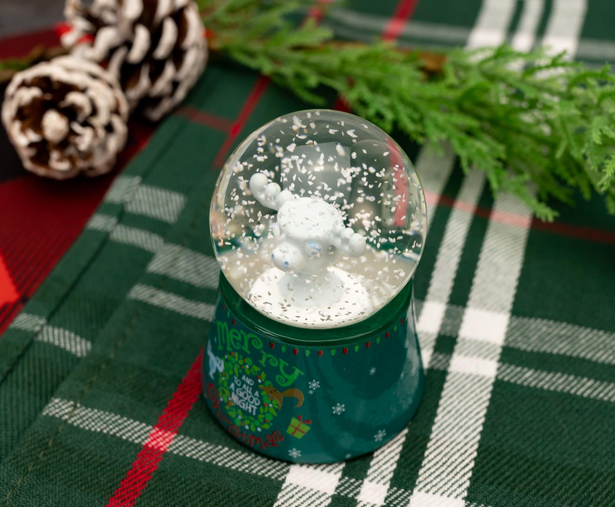 National Lampoon's Christmas Vacation Marty 3-Inch Mini Light-Up Snow Globe