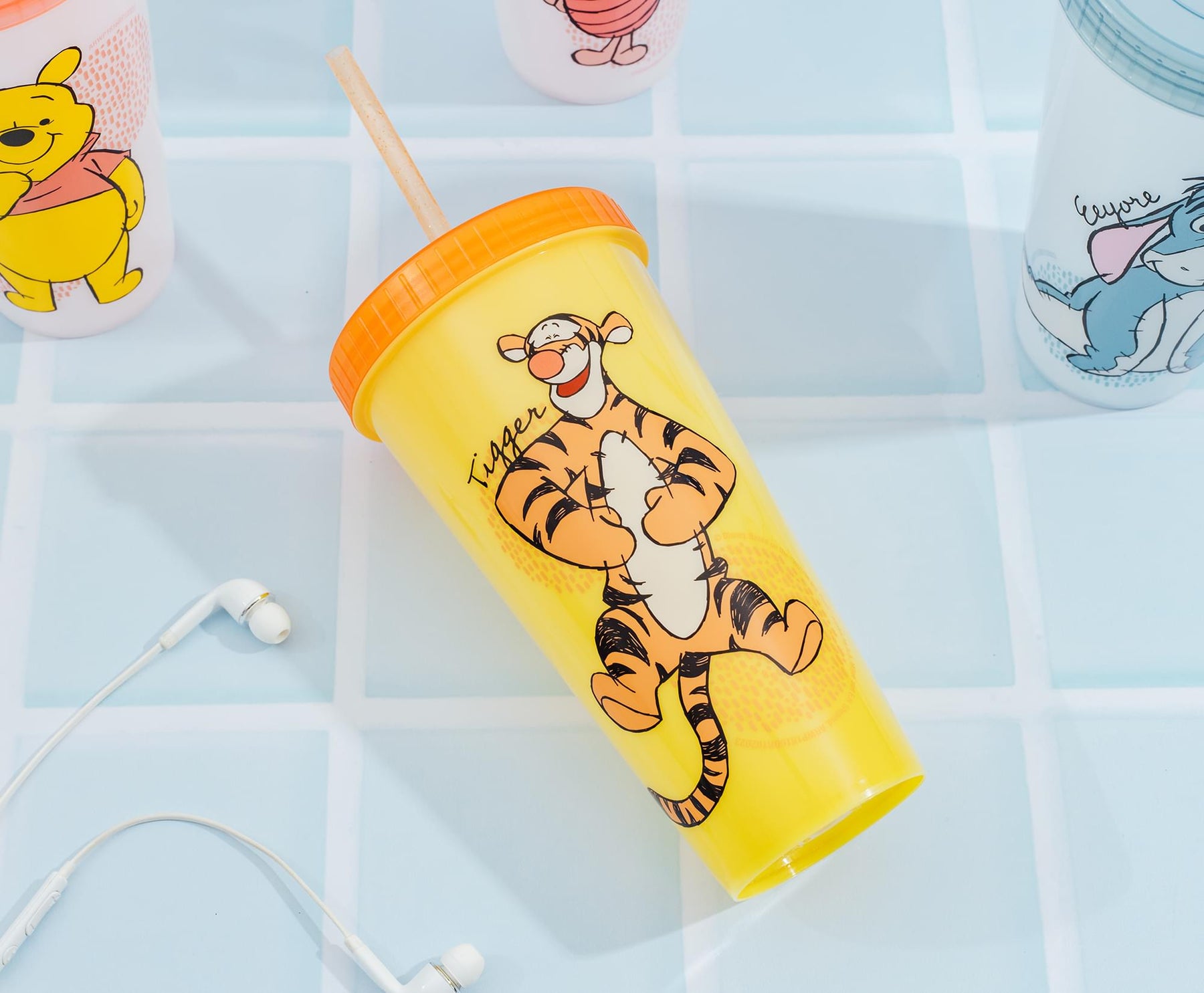 Disney Winnie The Pooh 4-Piece Color-Changing Tumbler Set | Each Holds 24 Ounces