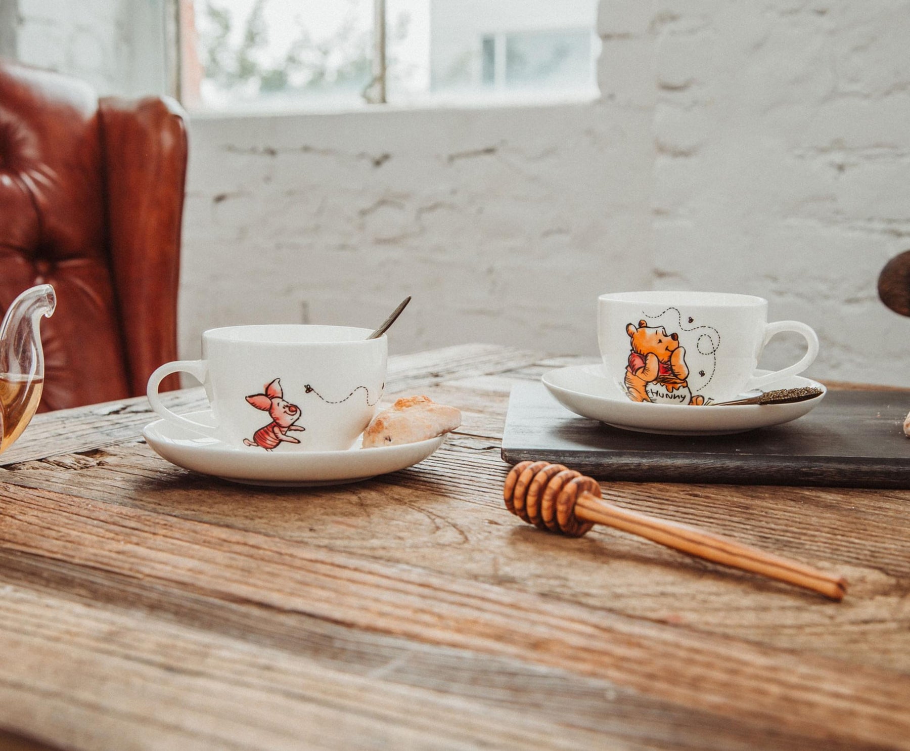 Disney Winnie the Pooh Bone China 4-Piece Teacup and Saucer Set