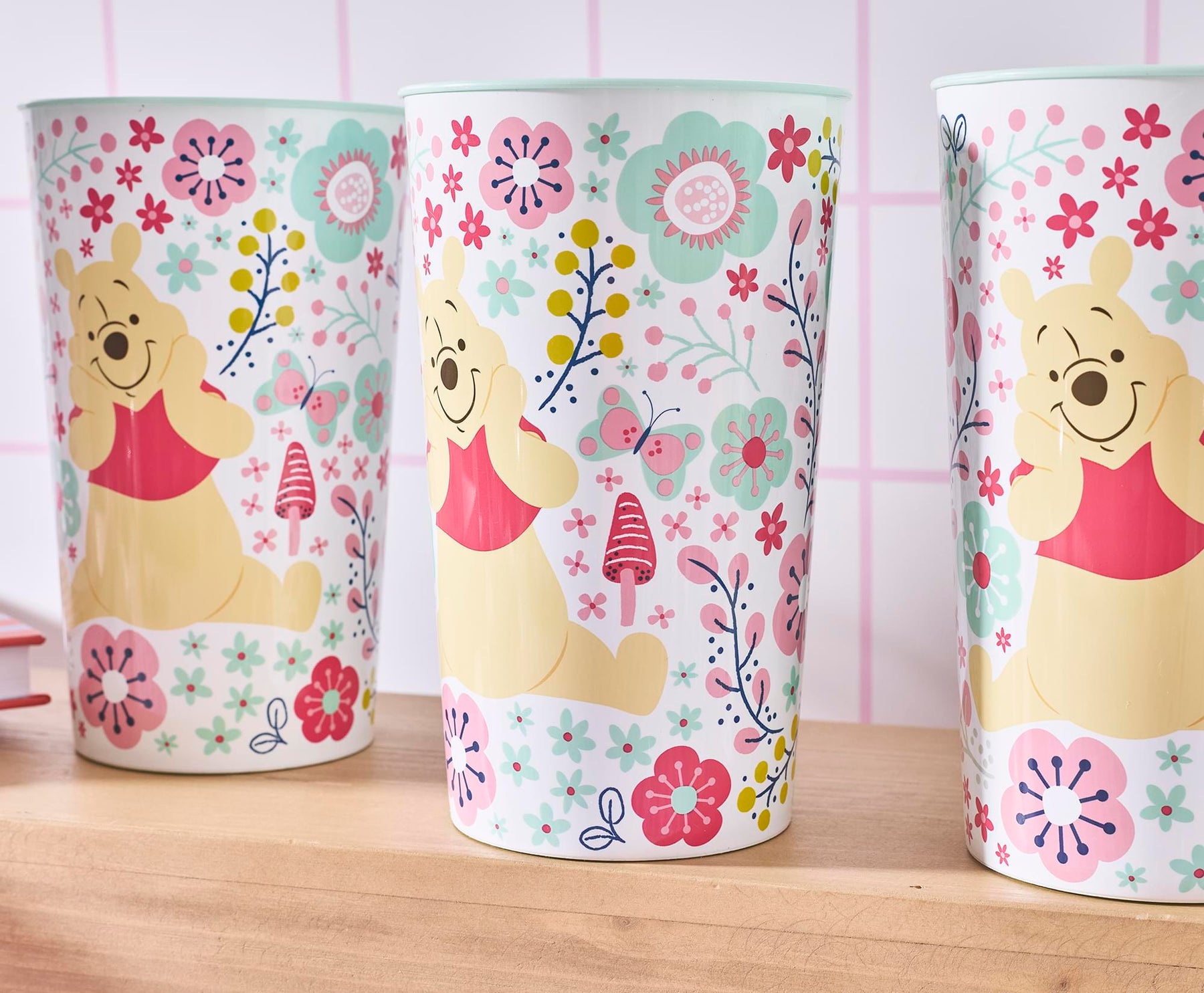 Disney Winnie The Pooh Flowers 22-Ounce Plastic Cups | Set Of 4