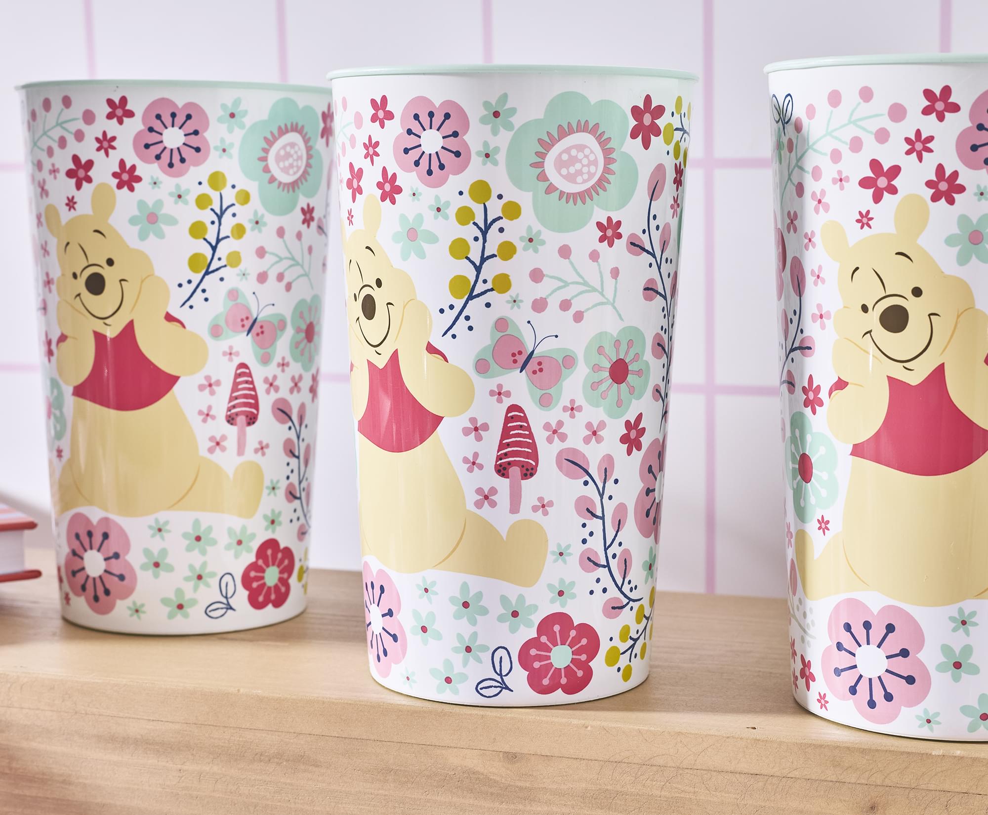 Disney Winnie The Pooh Flowers 22-Ounce Plastic Cups | Set Of 4