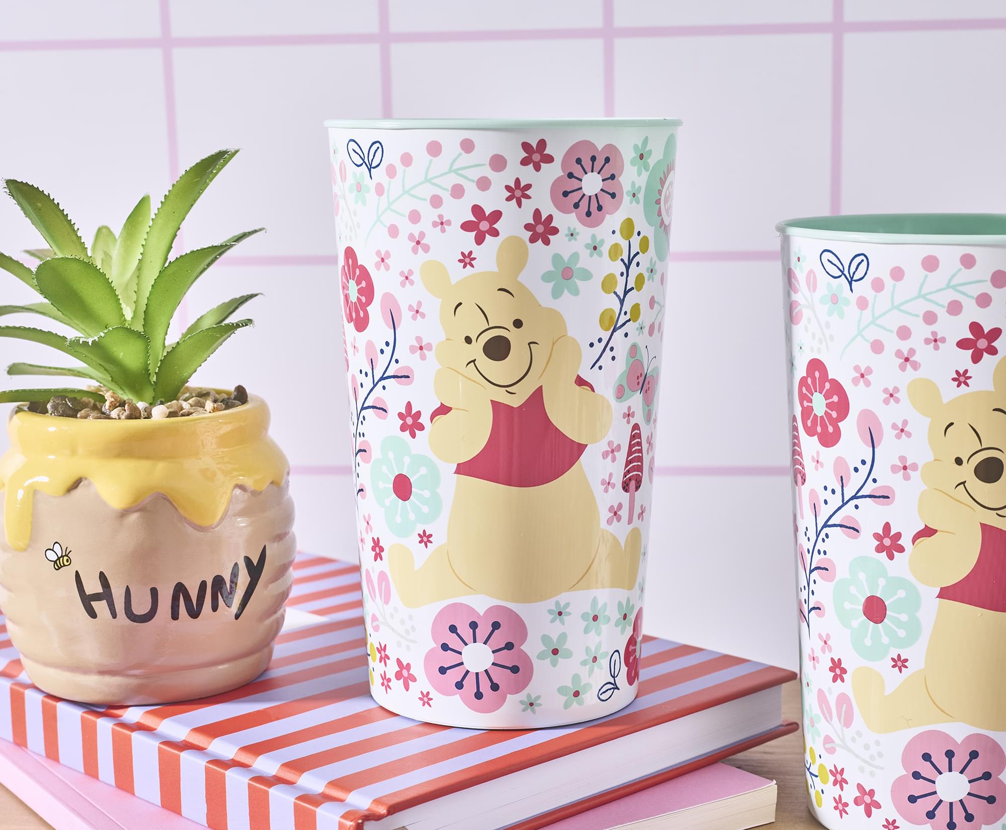Disney Winnie The Pooh Flowers 22-Ounce Plastic Cups | Set Of 4