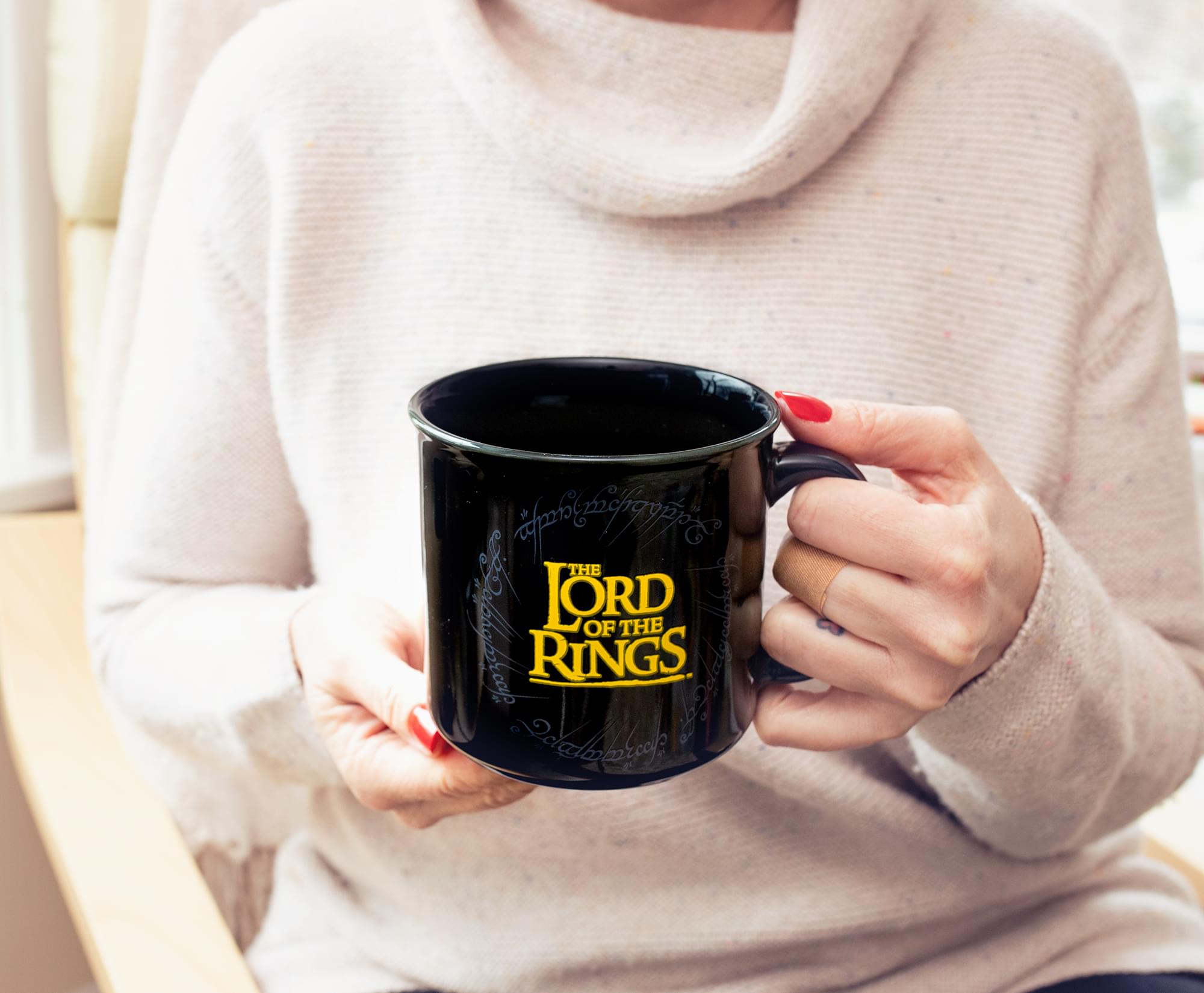The Lord Of The Rings Gondor Black Ceramic Camper Mug | Holds 20 Ounces