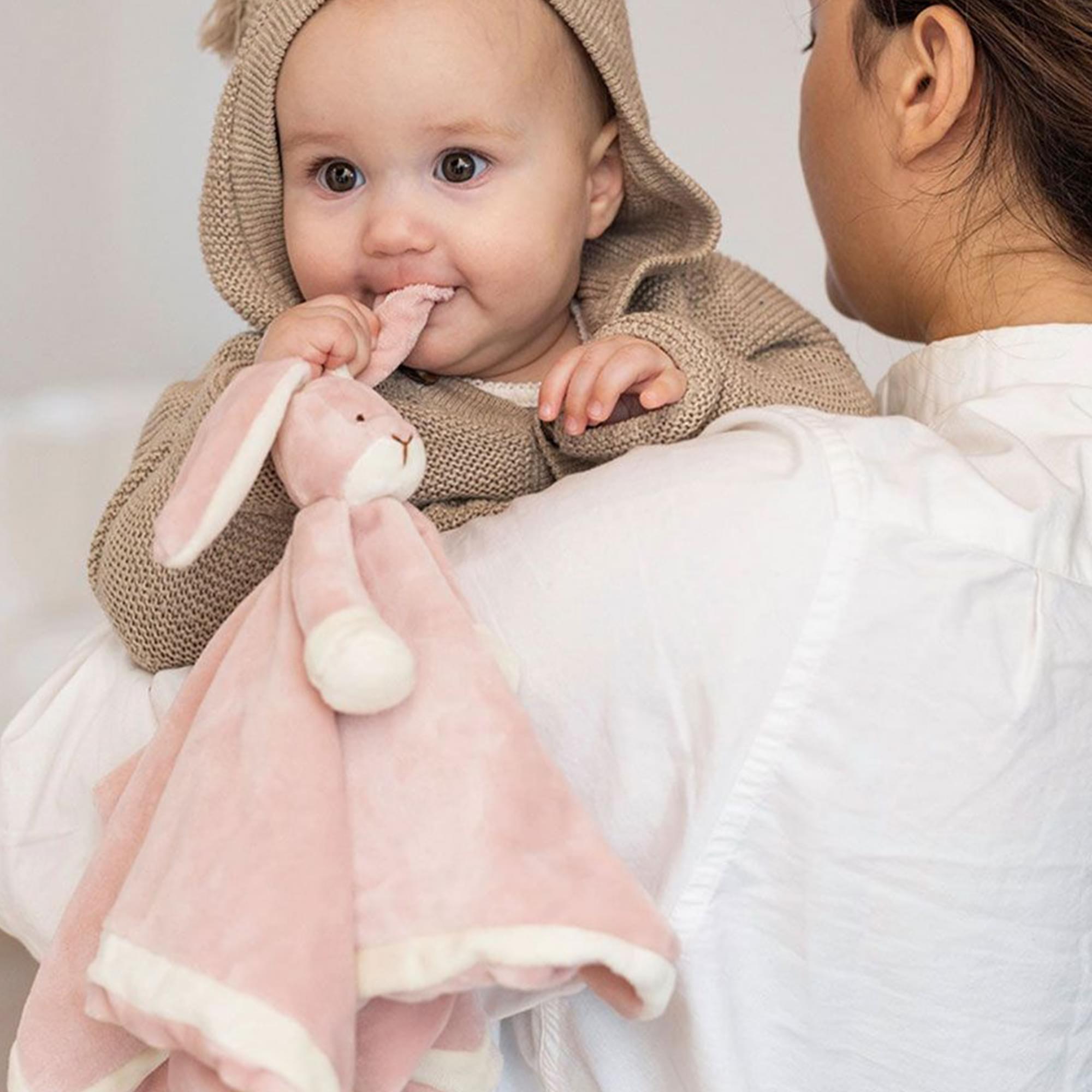 Teddykompaniet Plush Baby Blanket | Rose Bunny