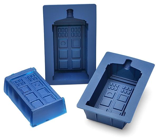 Doctor Who Tardis Gelatin/Cake 2-Piece Mold Set