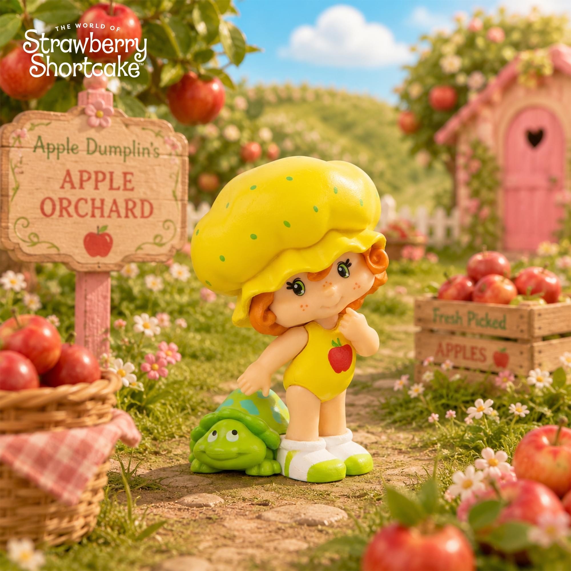 Strawberry Shortcake 2.5-Inch Figure | Apple Dumplin