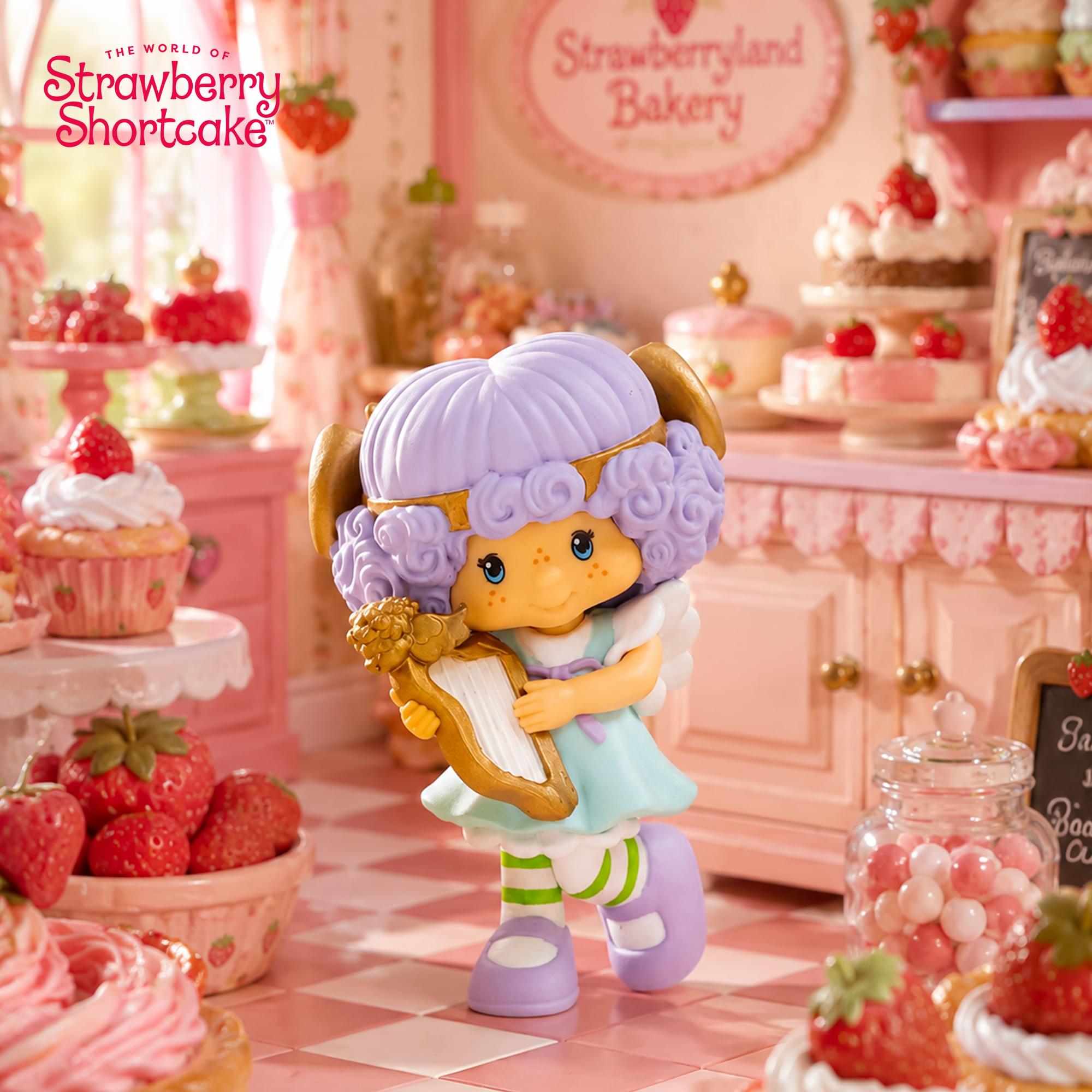 Strawberry Shortcake 2.5-Inch Figure | Angel Cake