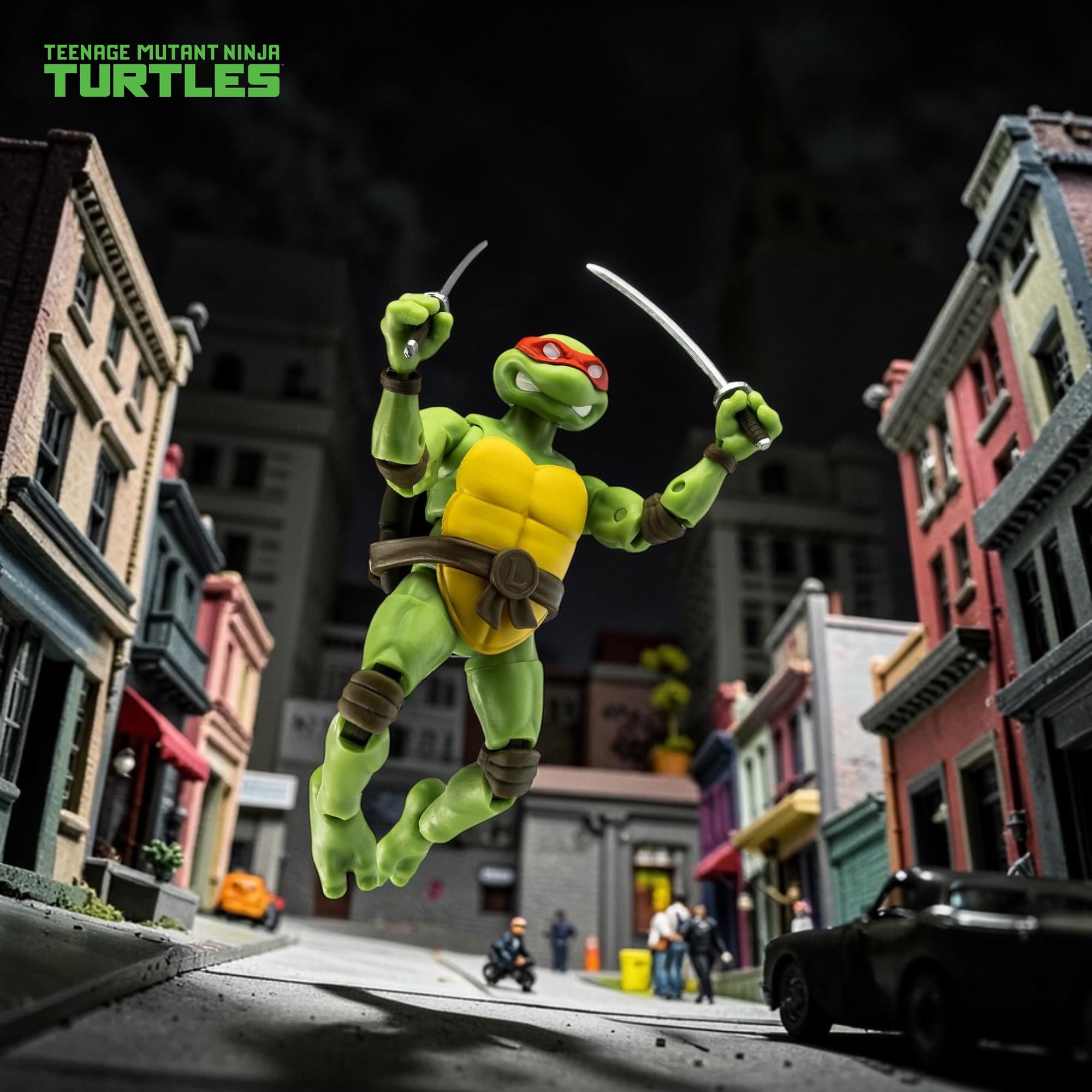 Teenage Mutant Ninja Turtles Best Of Leonardo BST AXN 5-inch Figure & Comic Set
