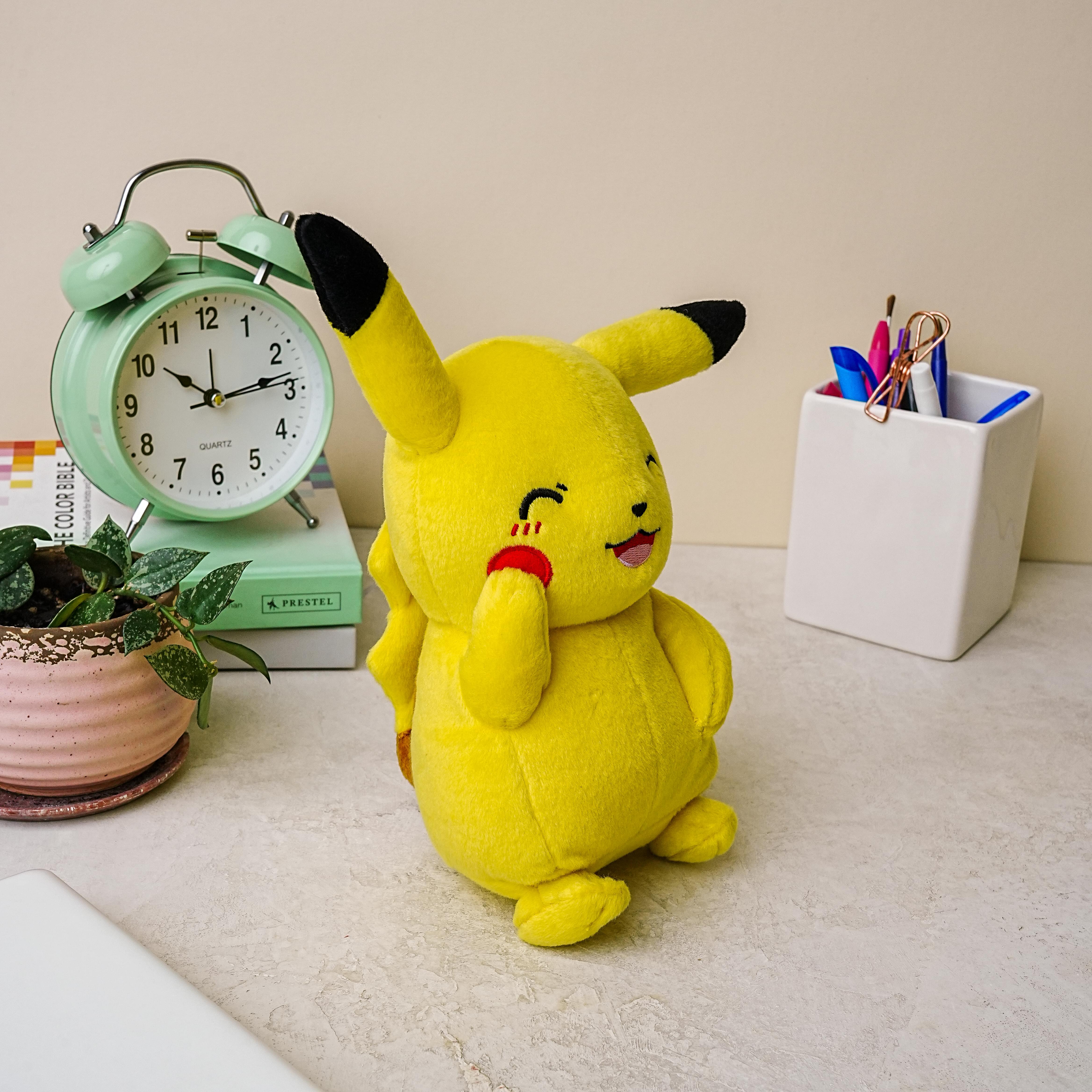 Pokemon Basic 8-Inch Plush - Bashfull Pikachu