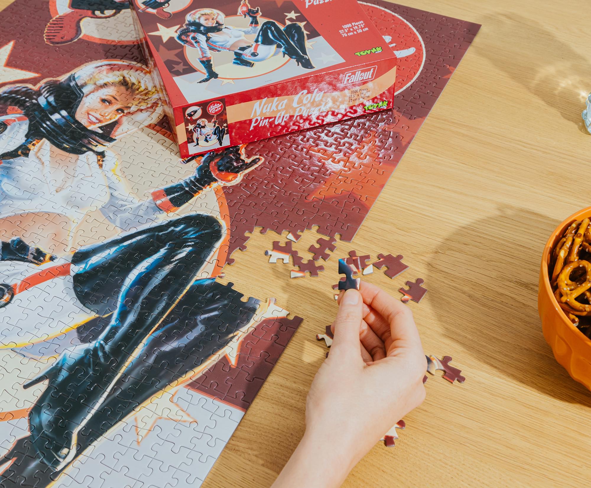 Fallout Nuka-Cola Nuka-Girl 1000-Piece Jigsaw Puzzle | Toynk Exclusive