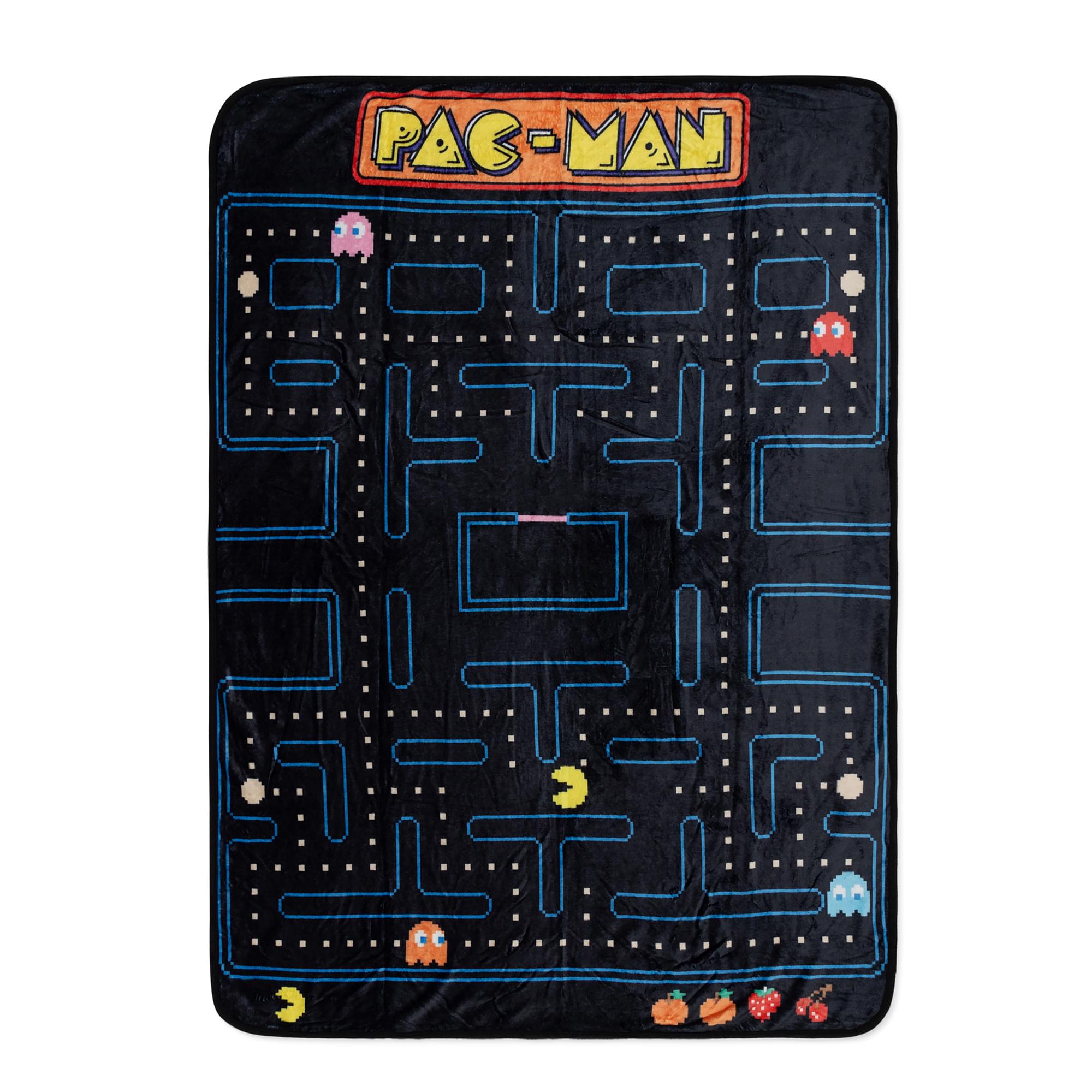 PAC-MAN Classic Maze 45 x 60 Inch Throw Blanket