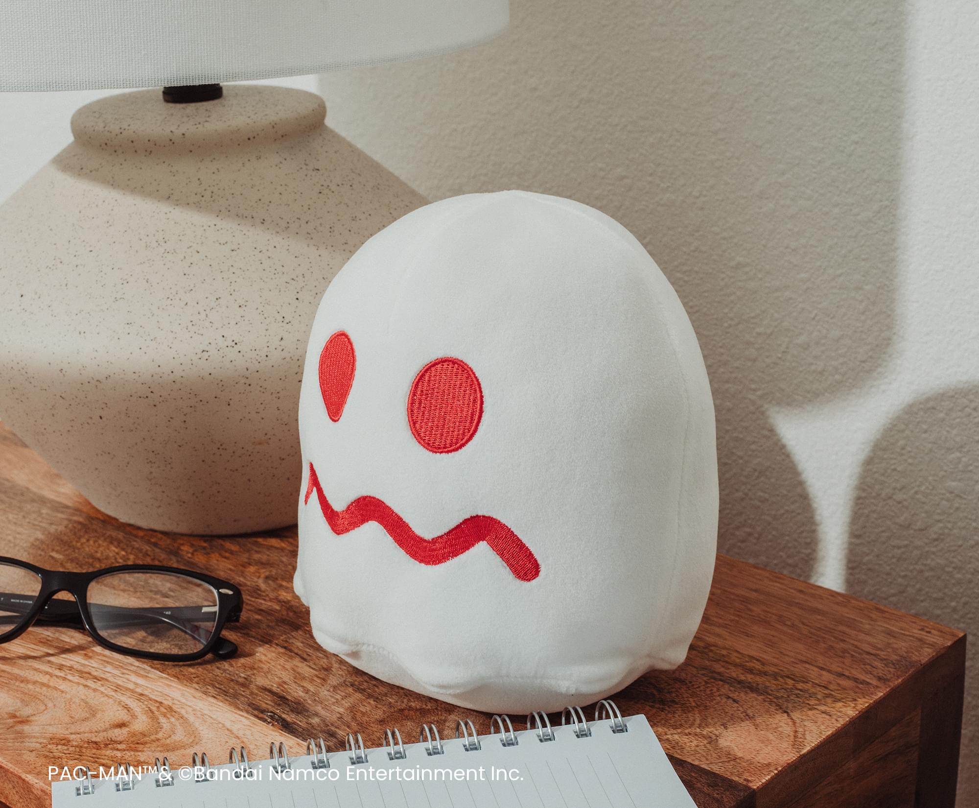 PAC-MAN TURN-TO-WHITE Ghost 7-Inch Plush