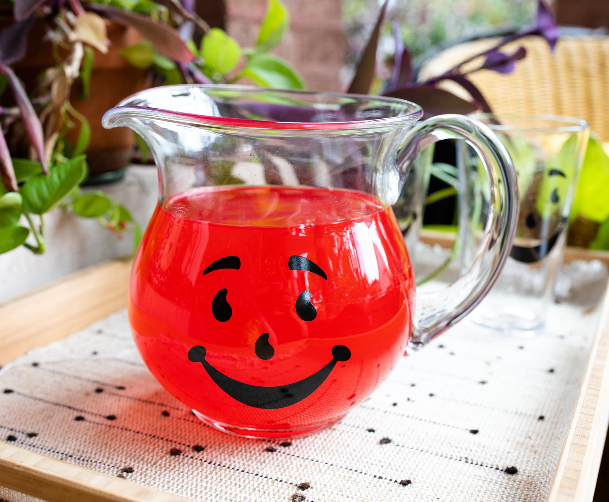Kool-Aid Man 64-Ounce Glass Pitcher and Two 16-Ounce Pint Glasses
