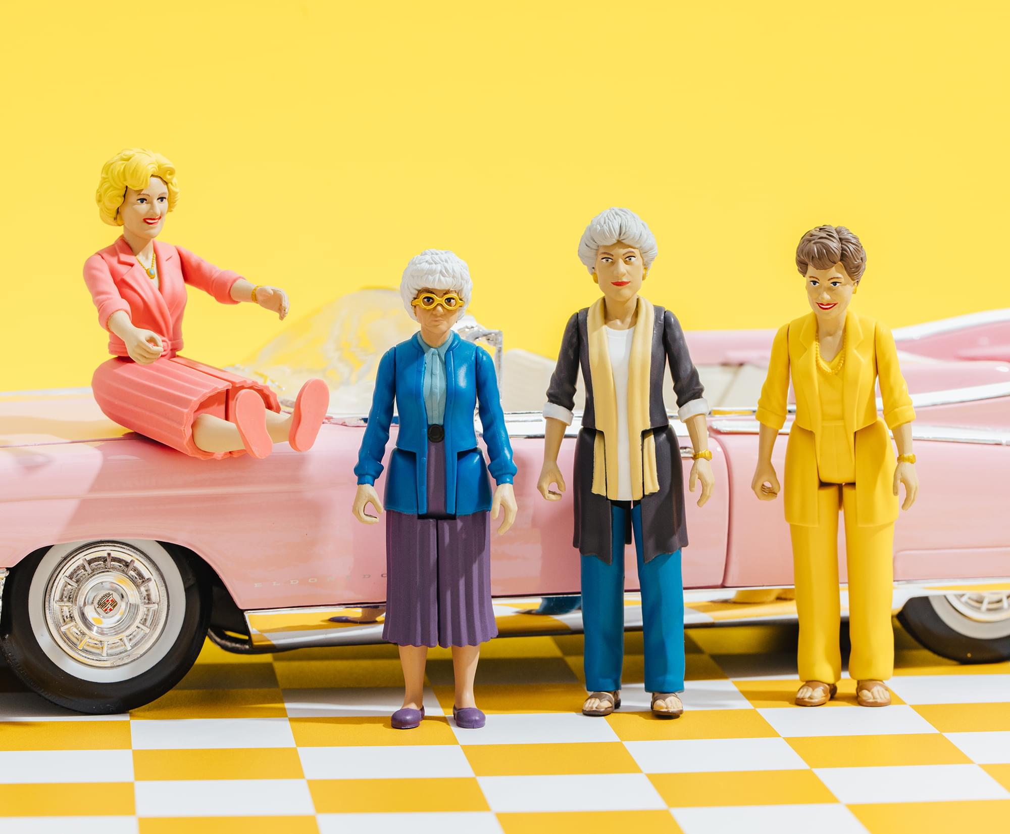 The Golden Girls Sophia Petrillo 3.75-Inch Retro Action Figure