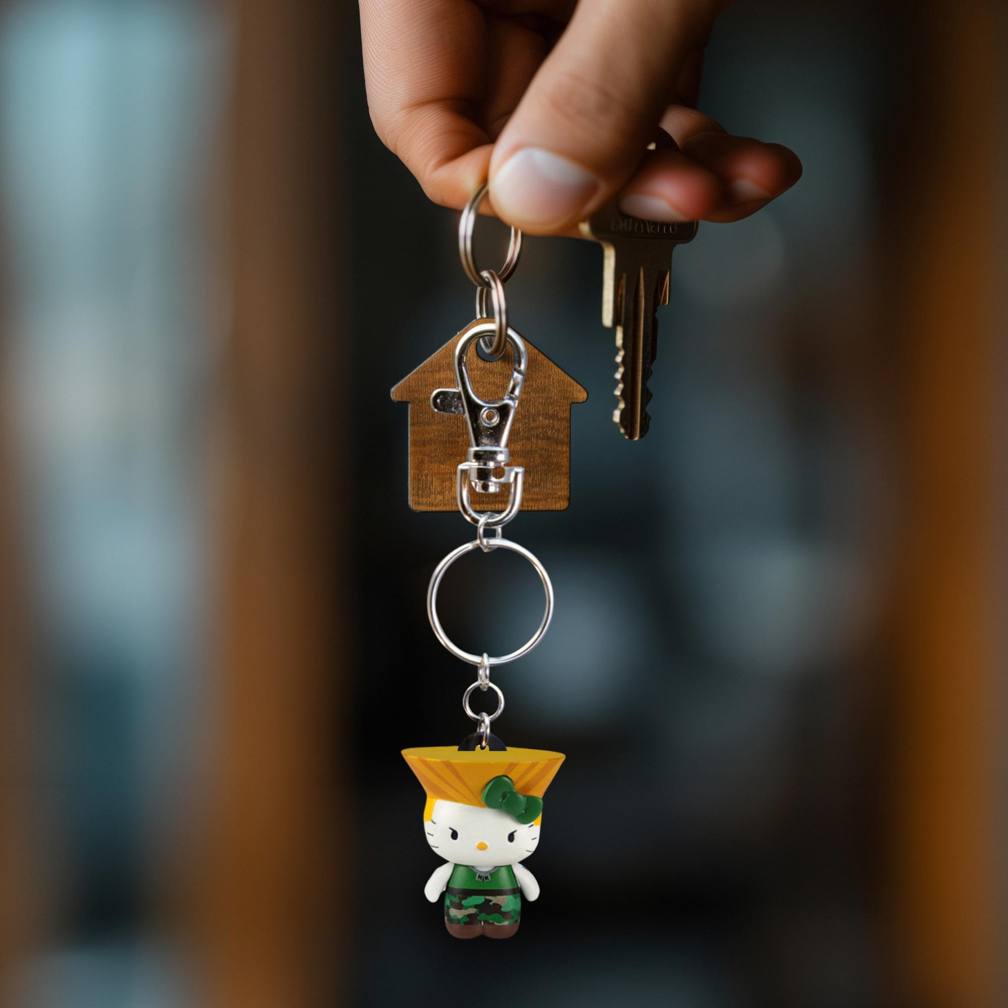 Street Fighter X Sanrio Mobile Key Chain Guile