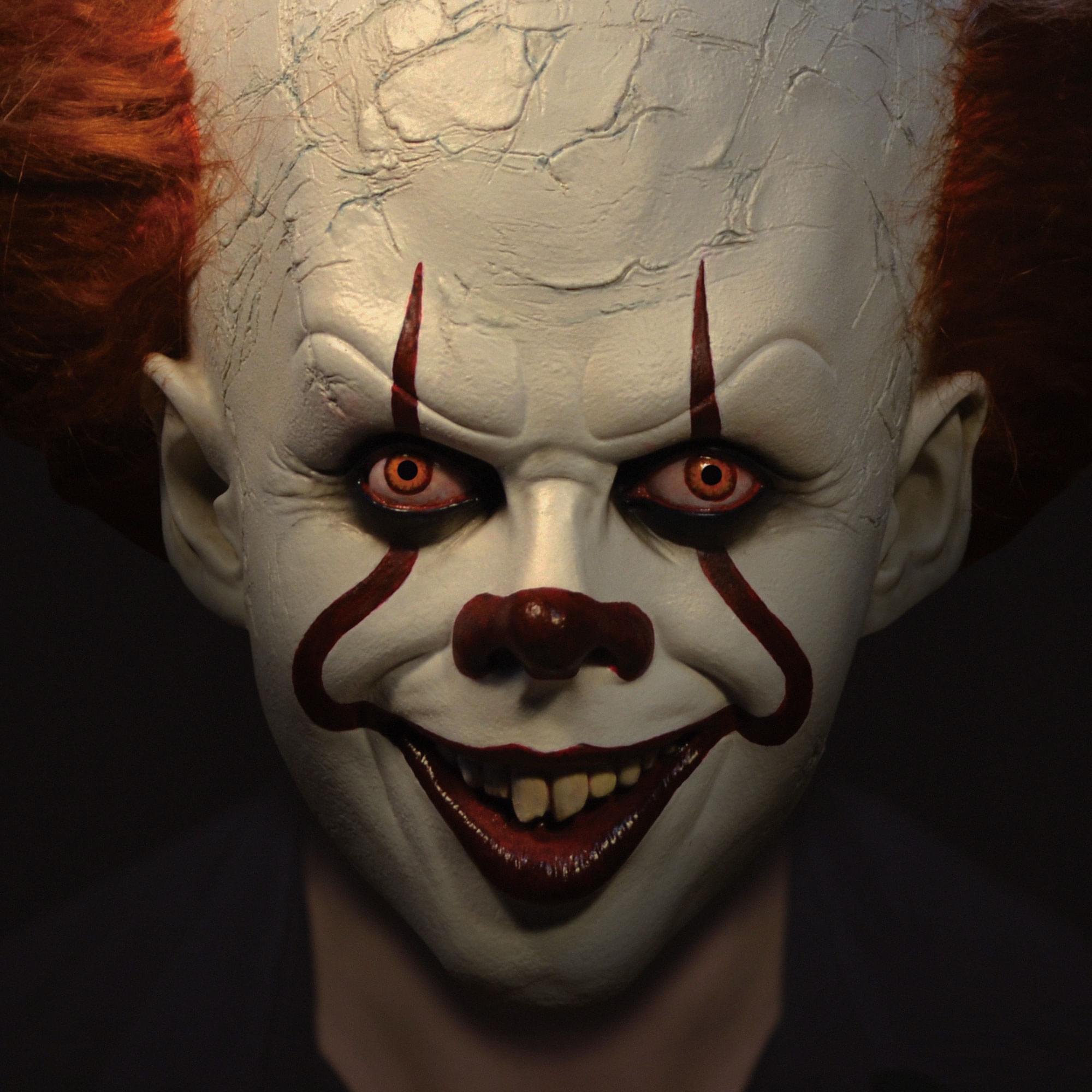 IT Pennywise Adult Latex Costume Mask | Deluxe Edition