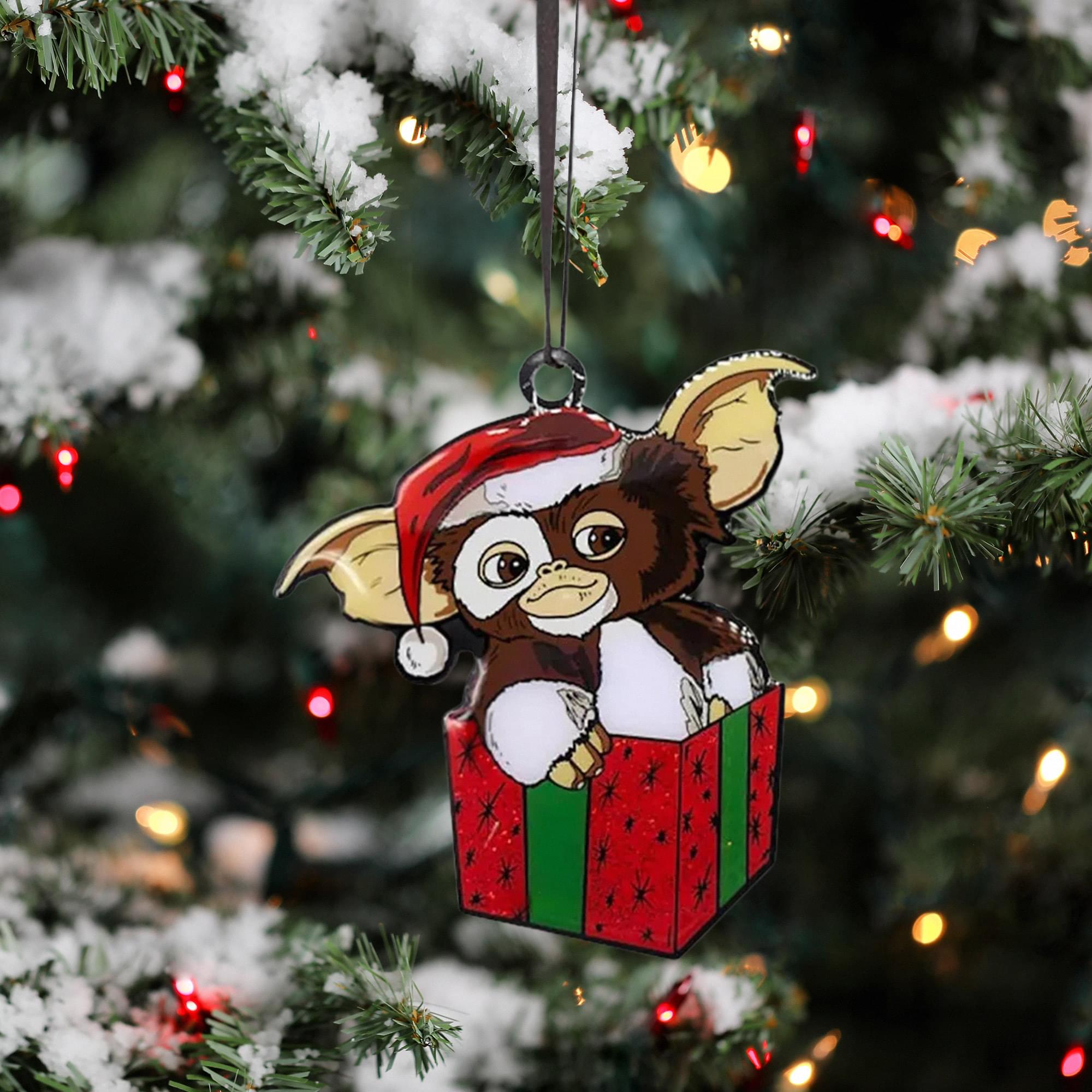 Gremlins Holiday Horrors Metal Ornament | Holiday Gizmo