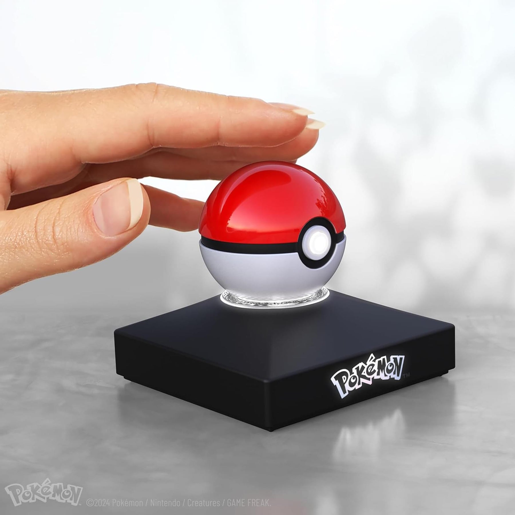 Pokémon Die-Cast Mini Poké Ball Replica