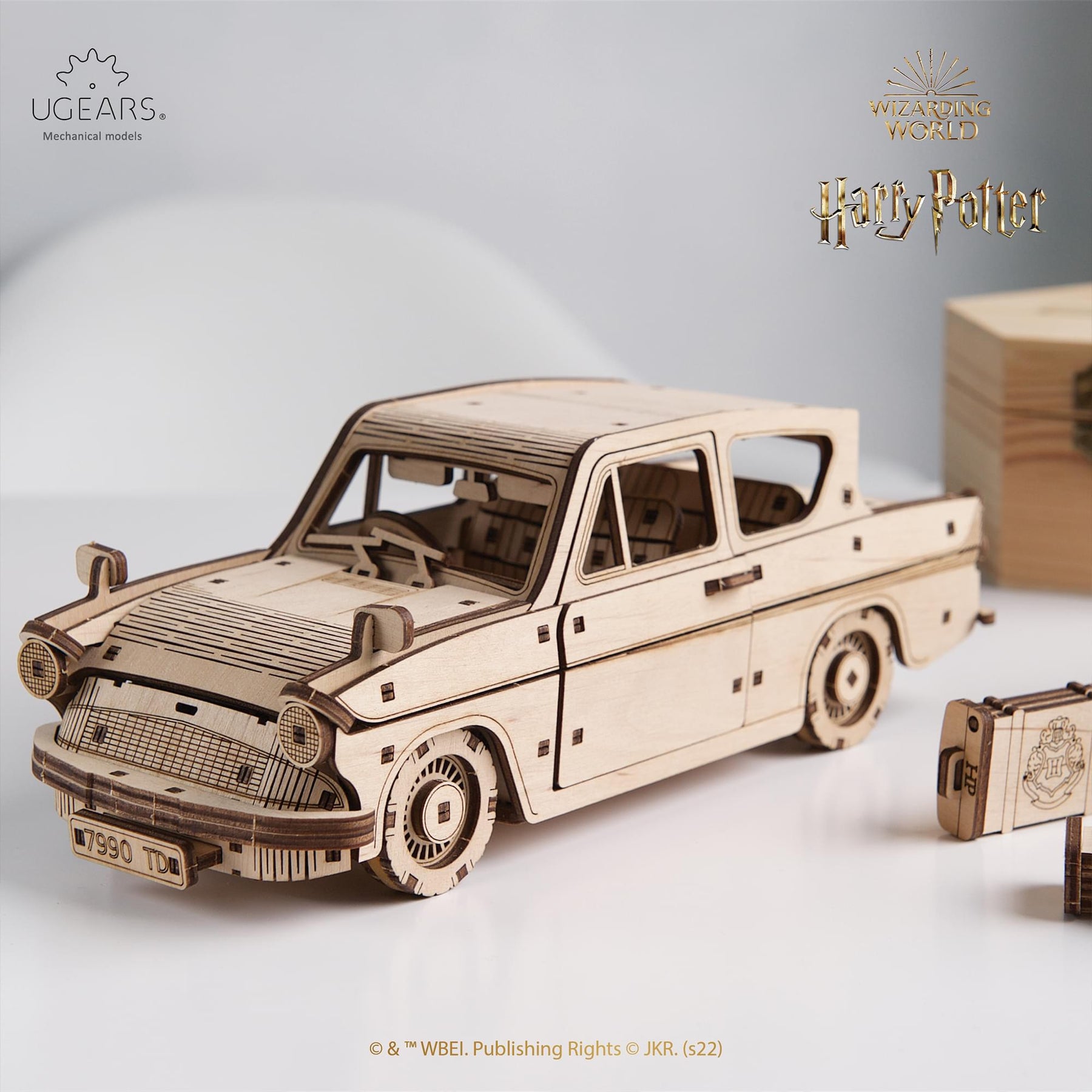 Harry Potter Flying Ford Anglia 3D Wooden Puzzle Mechanical Model Kit