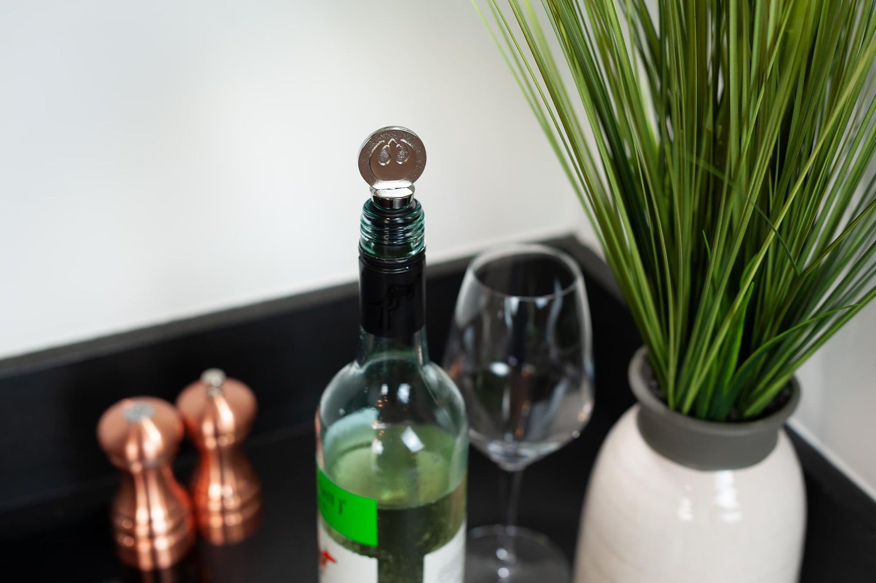 Star Wars The Last Jedi Metal Bottle Stopper - Rebel Symbol