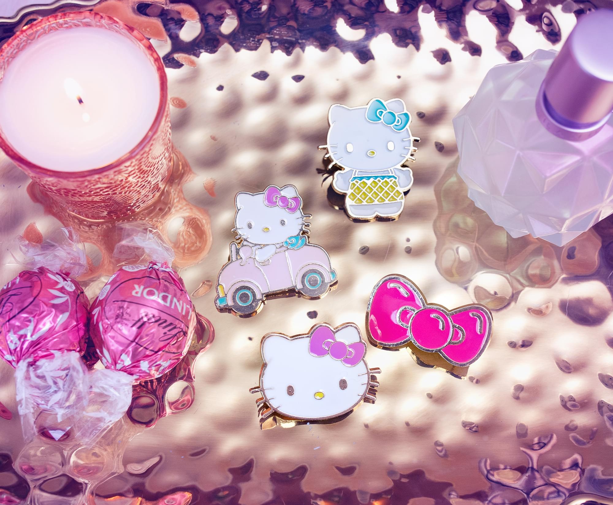 Sanrio Hello Kitty 4-Piece Enamel Pin Set