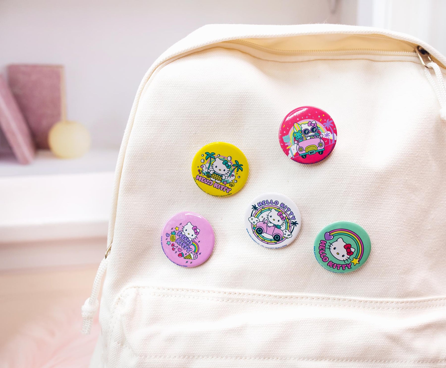 Hello Kitty Fruit 5 Piece Tin Pin Set