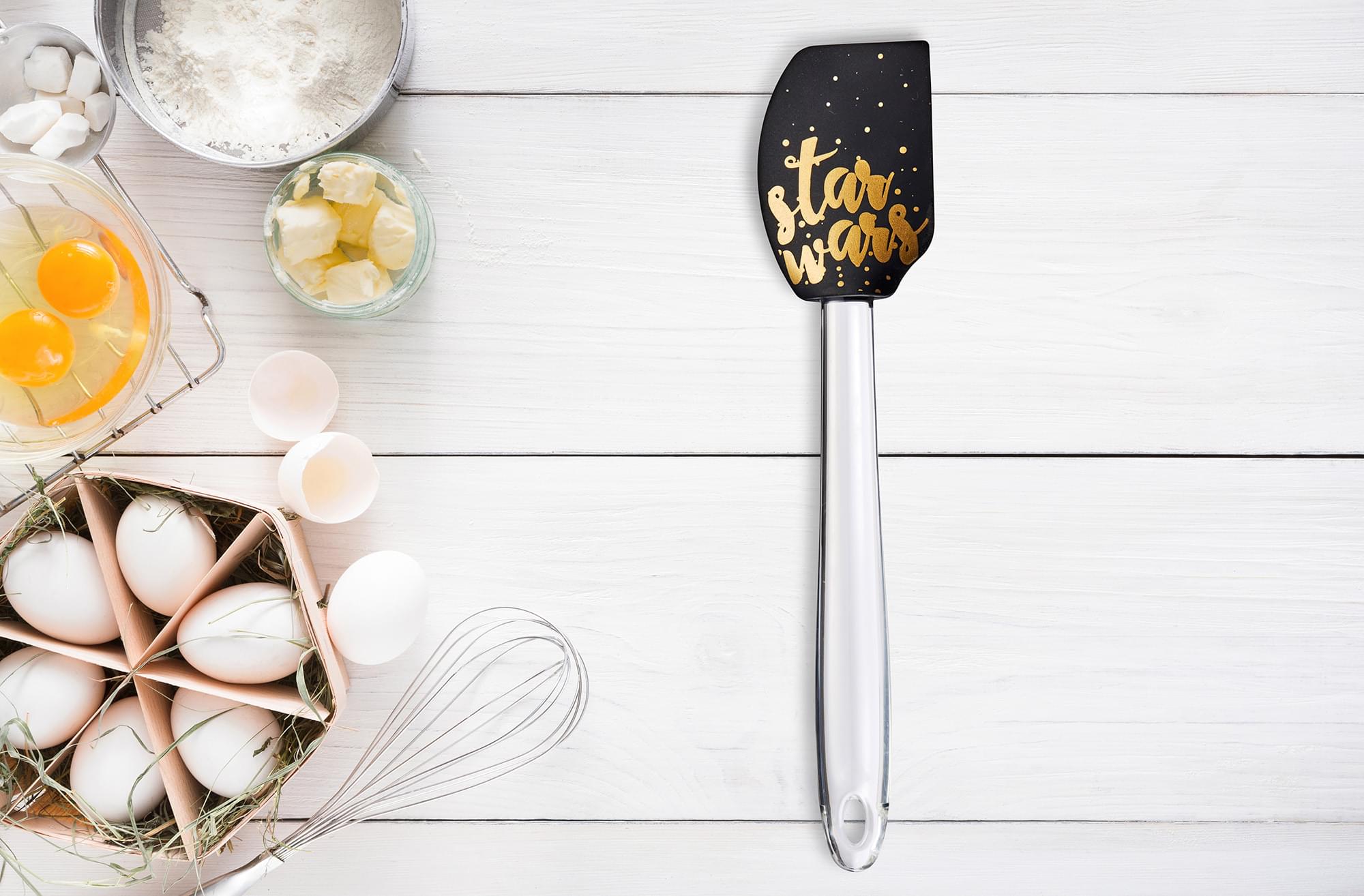 Star Wars 11” Silicone Spatula - Black/Gold Text “Star Wars”