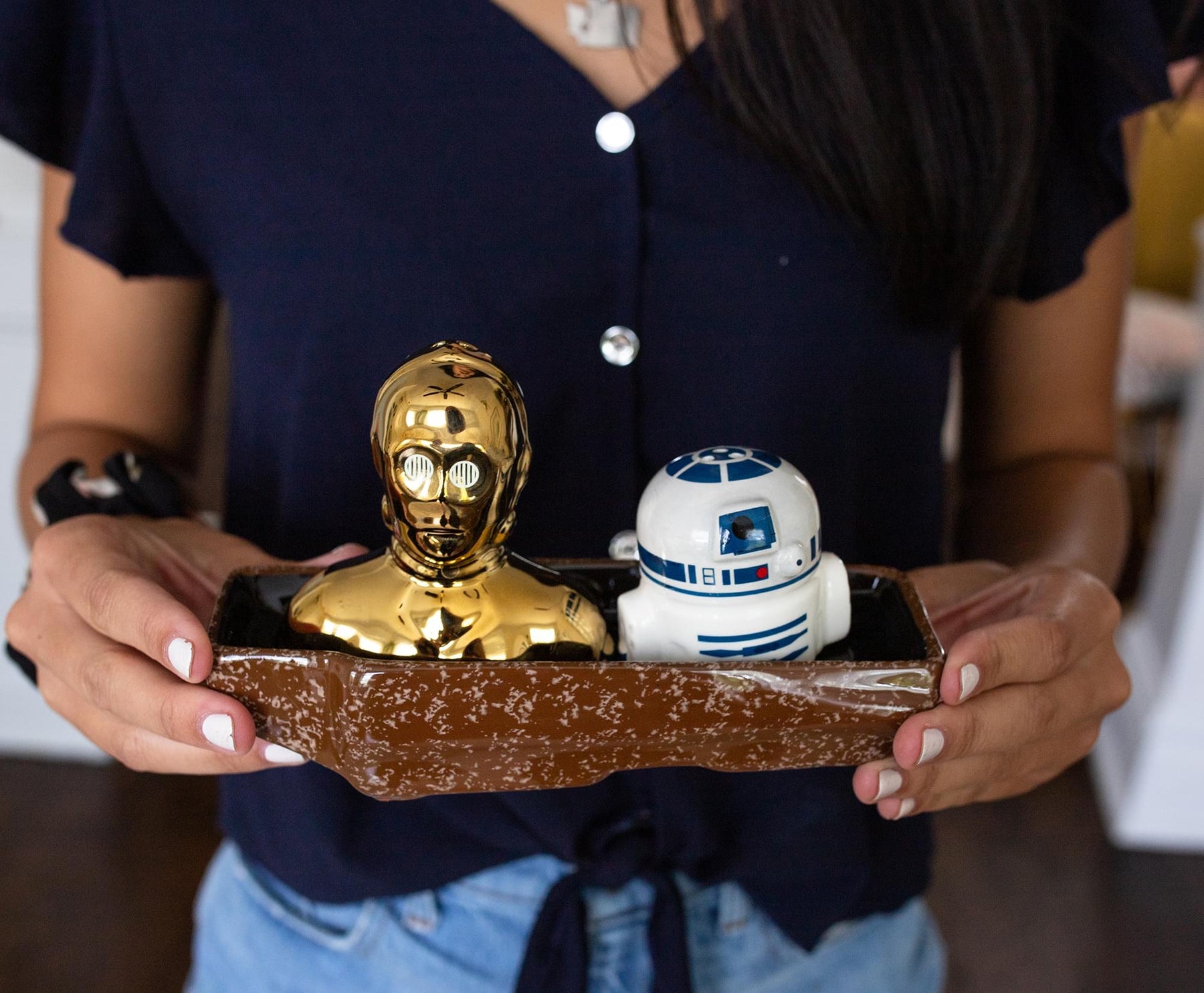 Star Wars C-3PO and R2-D2 Ceramic Shaker Set with Sandcrawler Display Tray