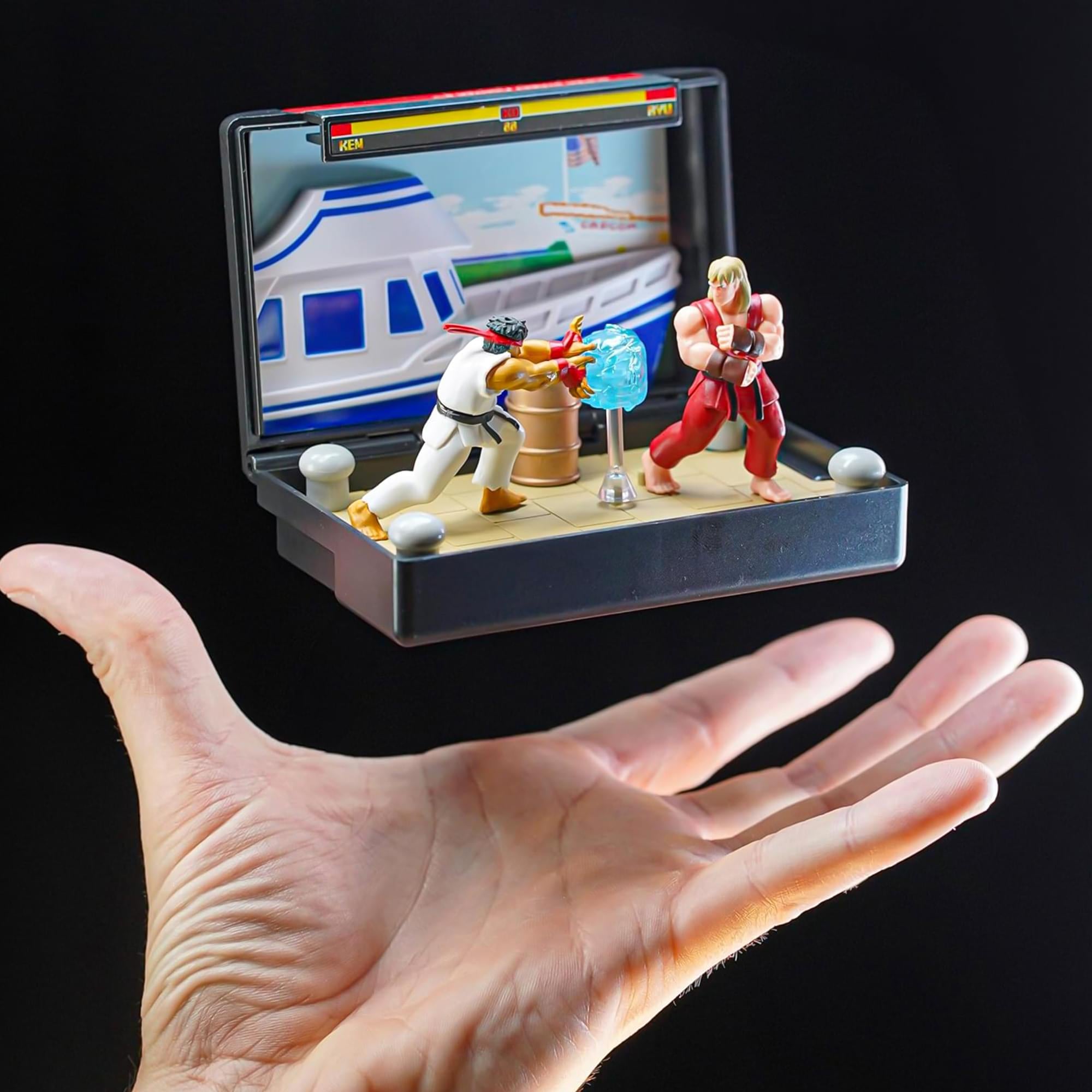 Street Fighter II Sega Console Heroes Cartridge Playset | Ryu & Ken
