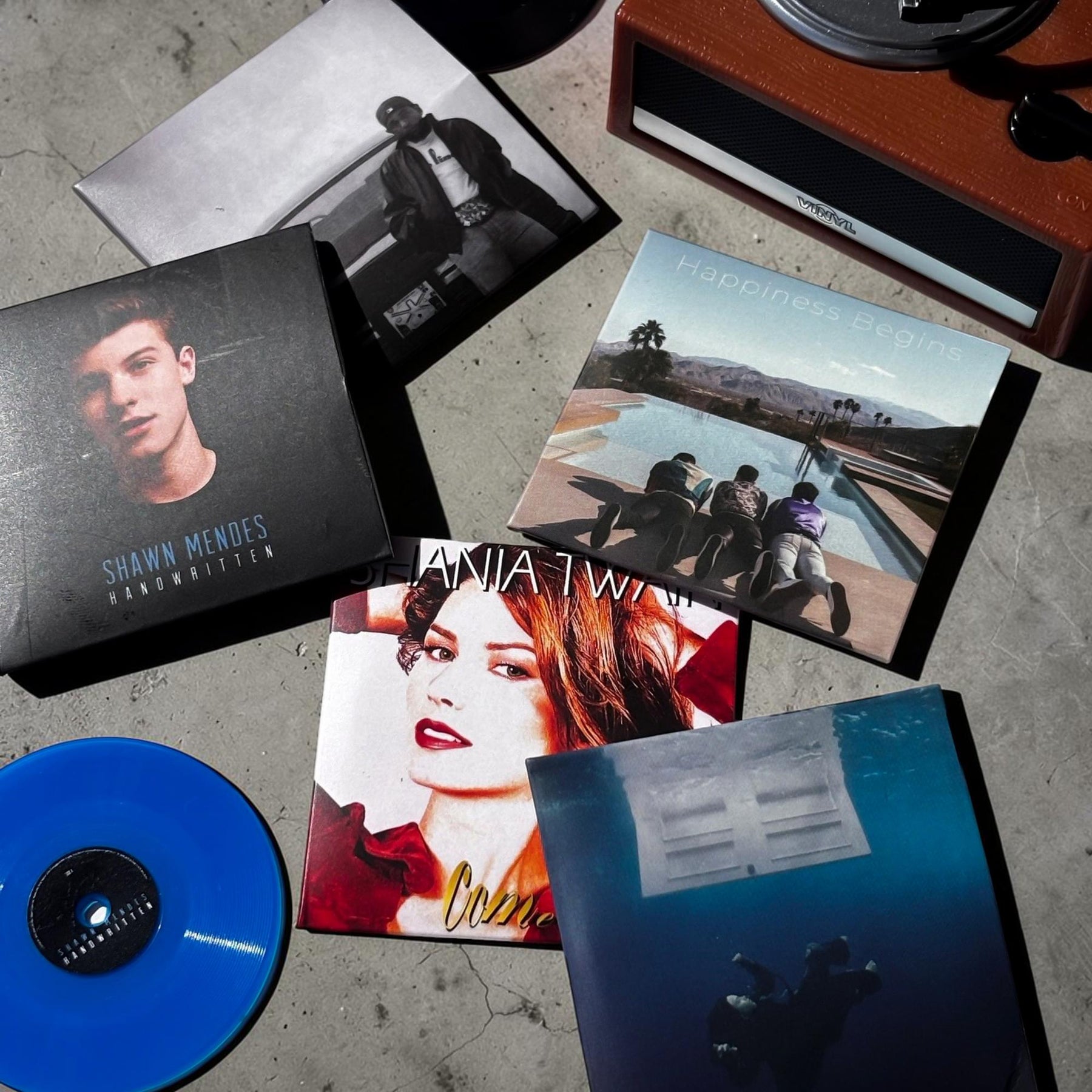 ZURU Mini Brands Really Works Vinyl Capsule Series 1 | One Random