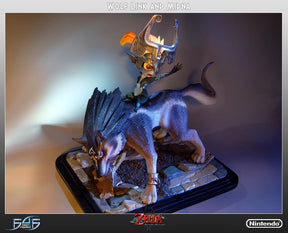 The Legend Of Zelda: Wolf Link And Midna 1:4 Scale Statue
