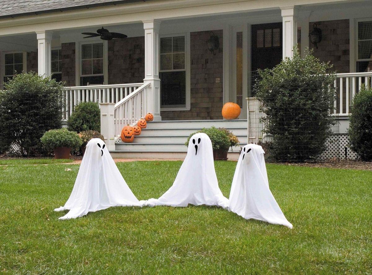 Ghostly Group Outdoor Halloween Prop Decoration 3 Per Set