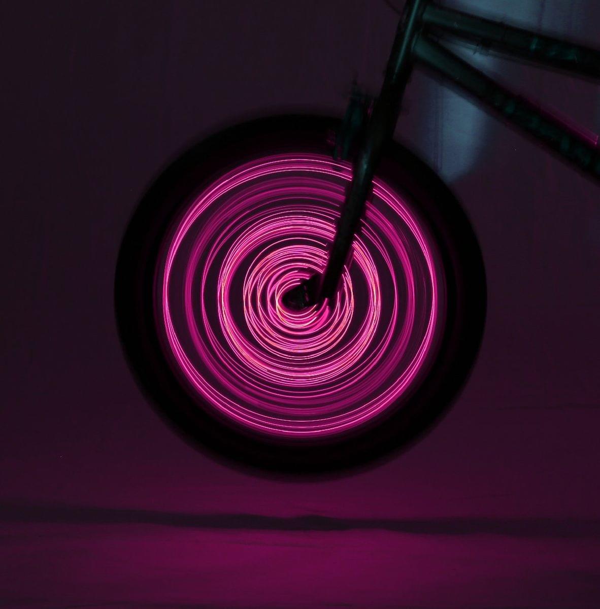 Spoke Brightz LED Bicycle Spoke Accessory, Pink