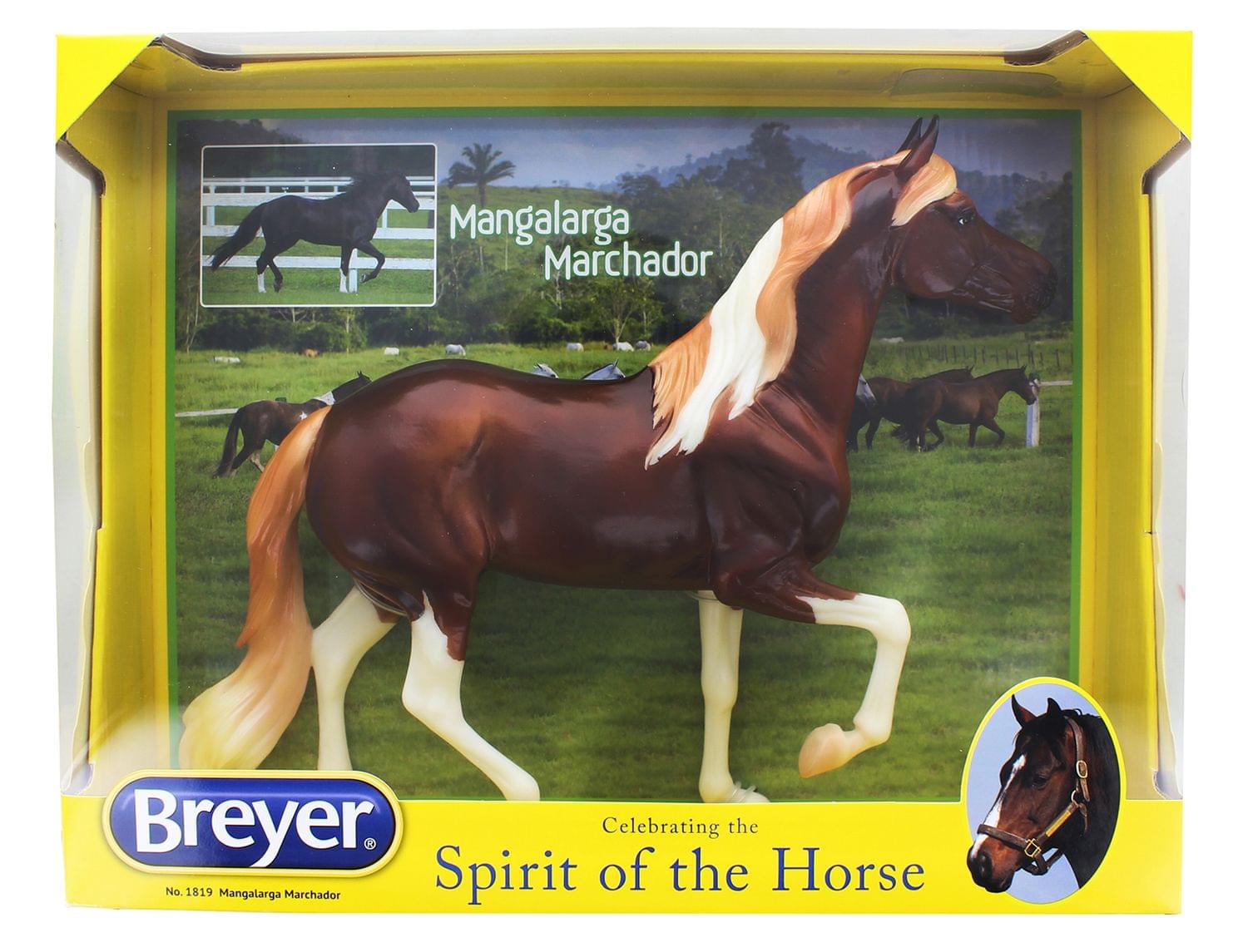Breyer Traditional 1/9 Model Horse - Enzo Mangalarga Marchador