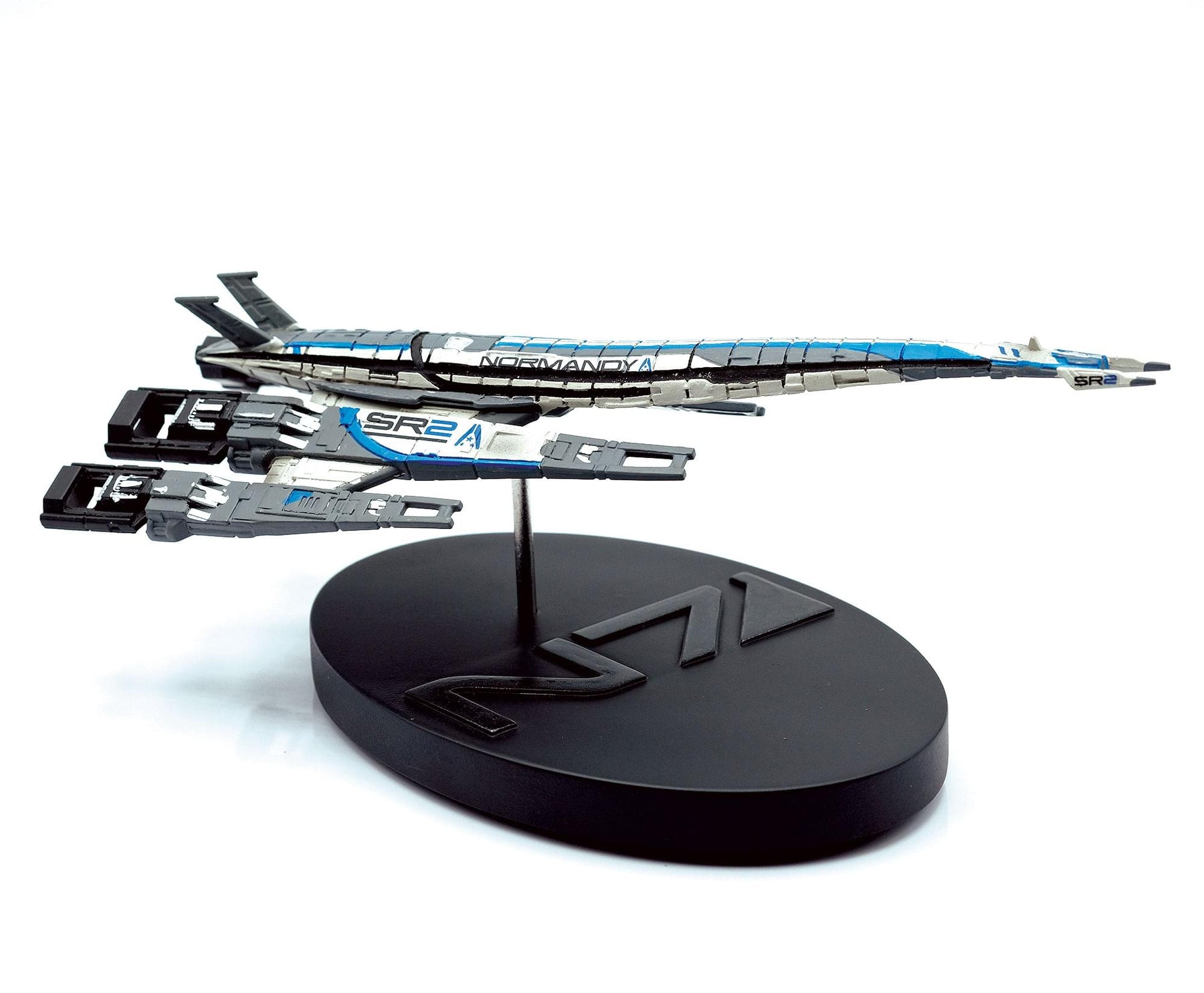 Mass Effect Normandy SR-2 6.25 Inch Collectible Replica Ship