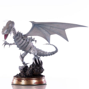 Yu-Gi-Oh! Blue-Eyes White Dragon (Silver Variant) 14 Inch PVC Statue