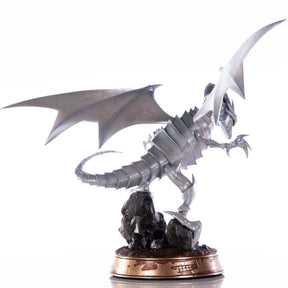 Yu-Gi-Oh! Blue-Eyes White Dragon (Silver Variant) 14 Inch PVC Statue