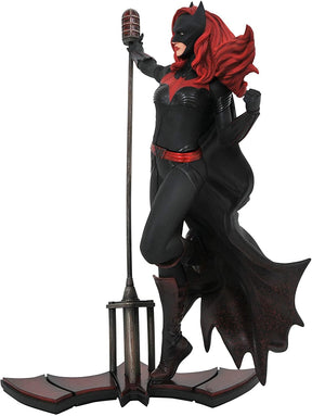DC Gallery 9 Inch PVC Statue | Elseworld Batwoman