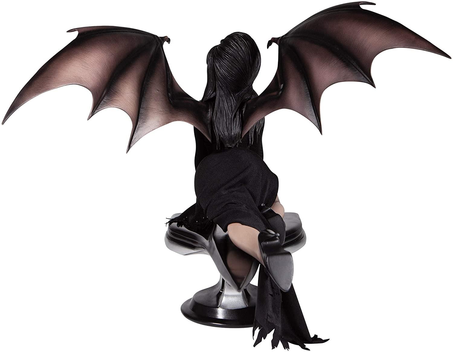 Elvira Mistress of the Dark Quarter Scale High End Statue