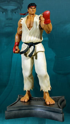 Wolverine Vs. Ryu 3 1:4 Scale Statue Set