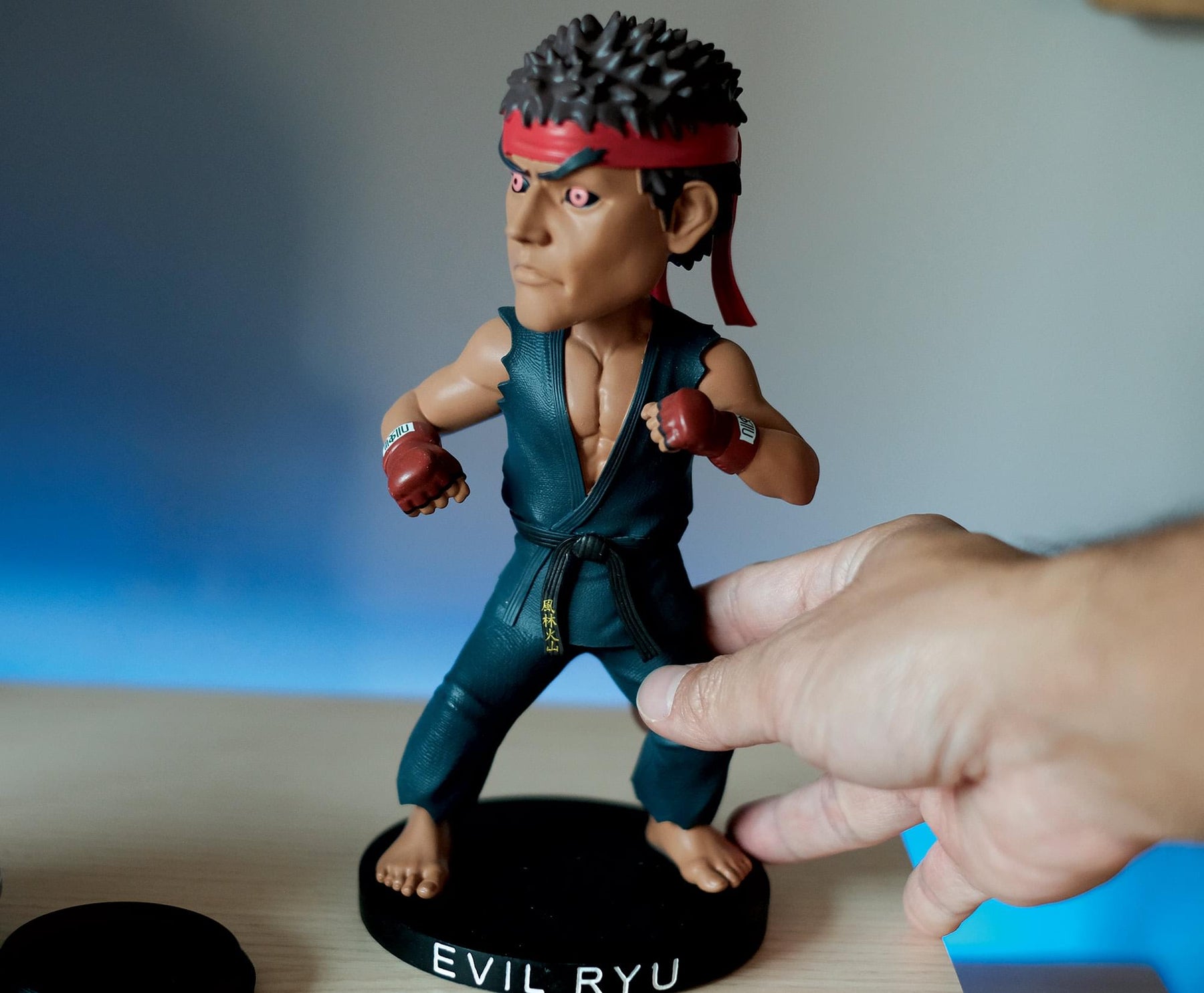 Street Fighter V Champion Edition: EVIL RYU 