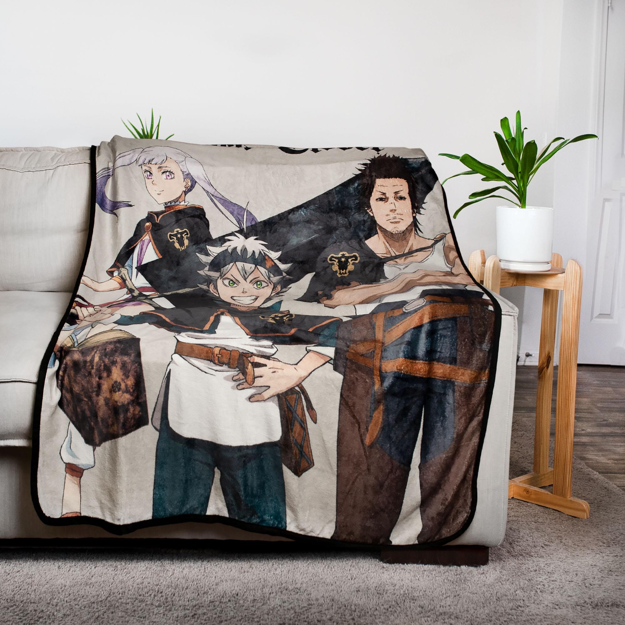 Black Clover Fleece Throw Blanket | 45 x 60 Inches
