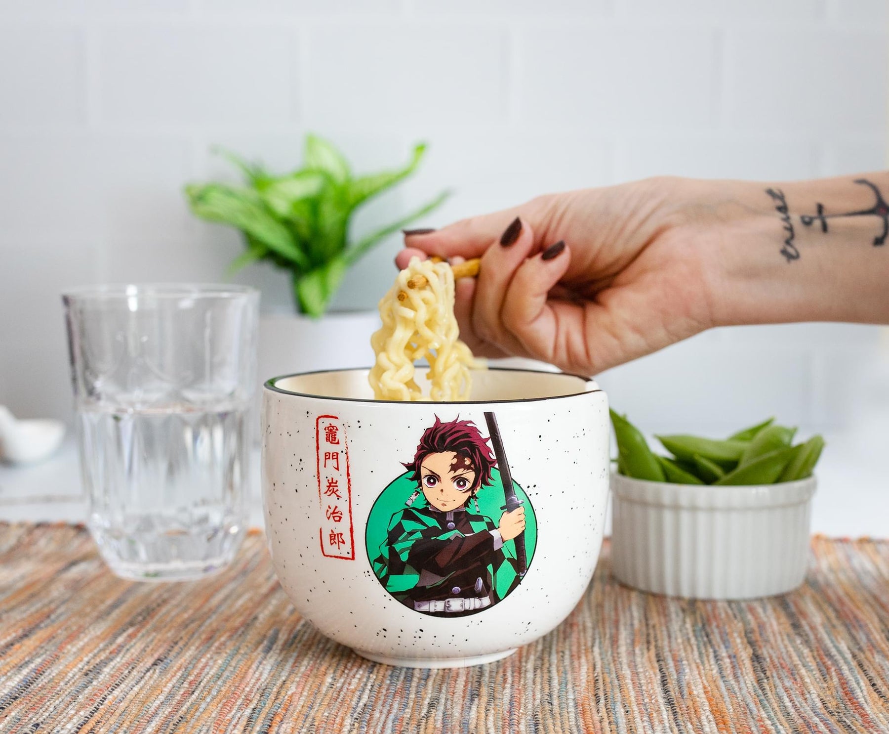 Dragon Ball Z Karin Japanese Dinnerware Set | 16-Ounce Ramen Bowl and  Chopsticks - Walmart.com